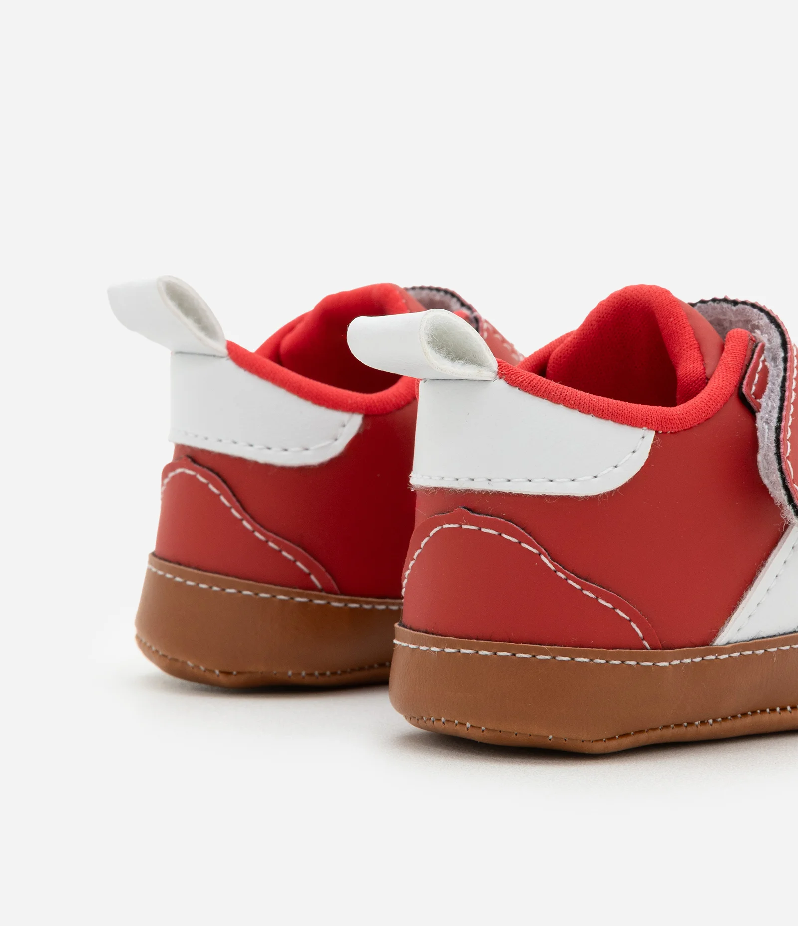Tênis Infantil em PU com Recortes - Tam 15 a 19 Vermelho 2