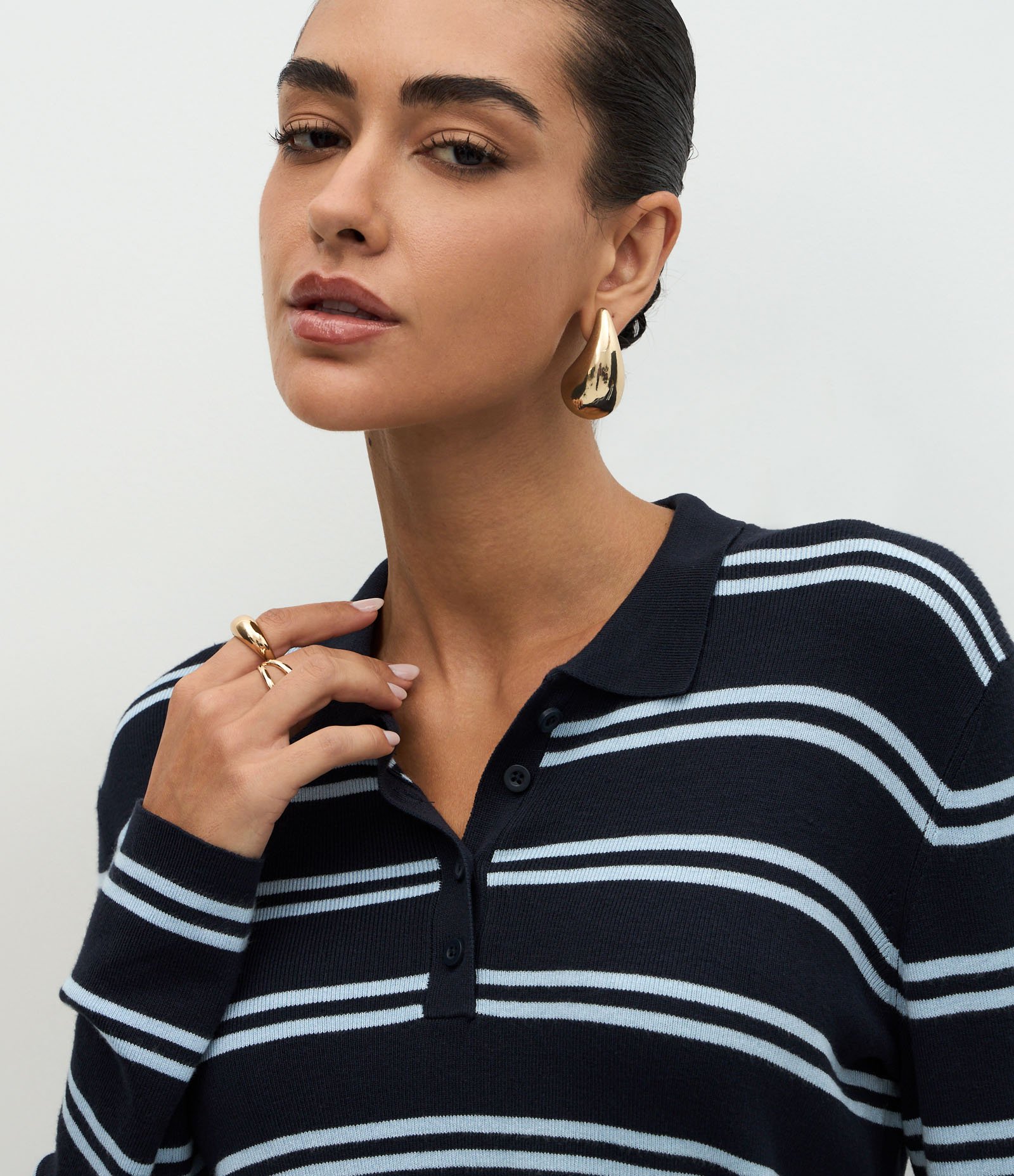 Blusa em Tricô com Estampa Listrada e Gola Polo Azul 3