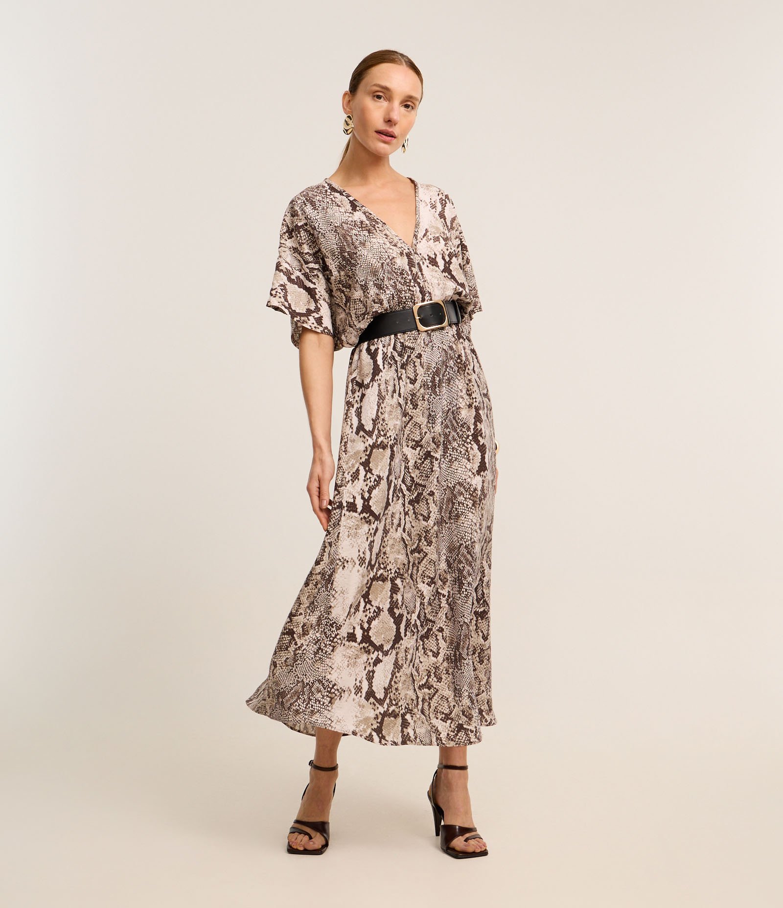 Vestido Evasê Longo em Crepe com Estampa Serpente Multicores 2