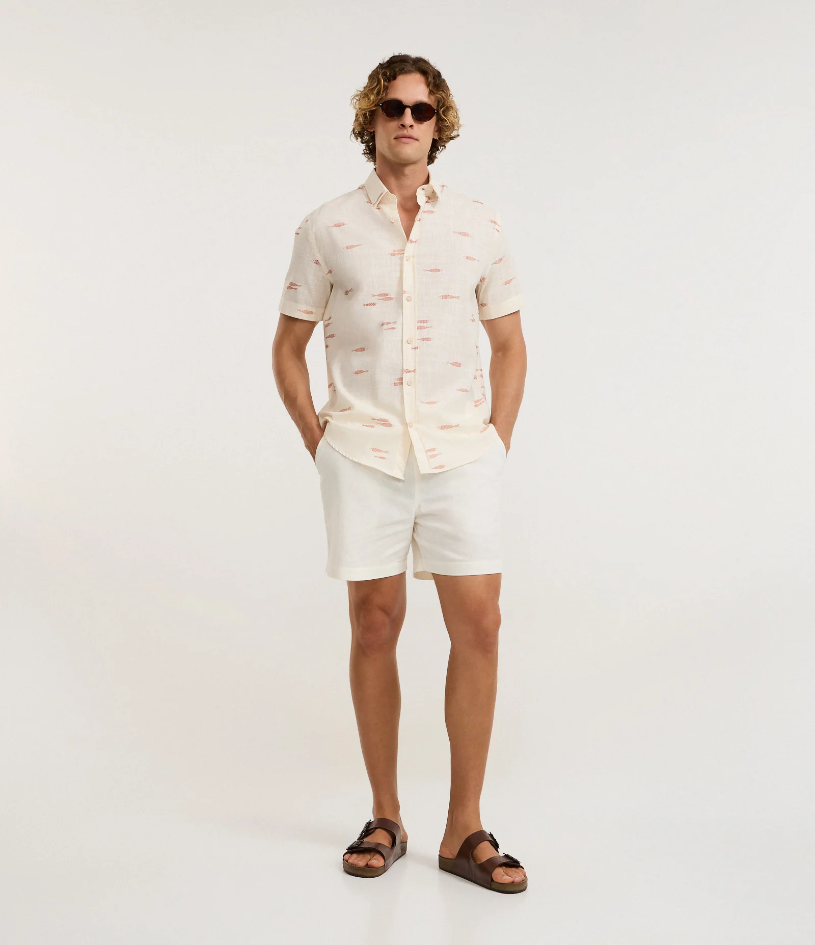 Camisa Comfort em algodão com Estampa Espinha de Peixe Branco 2