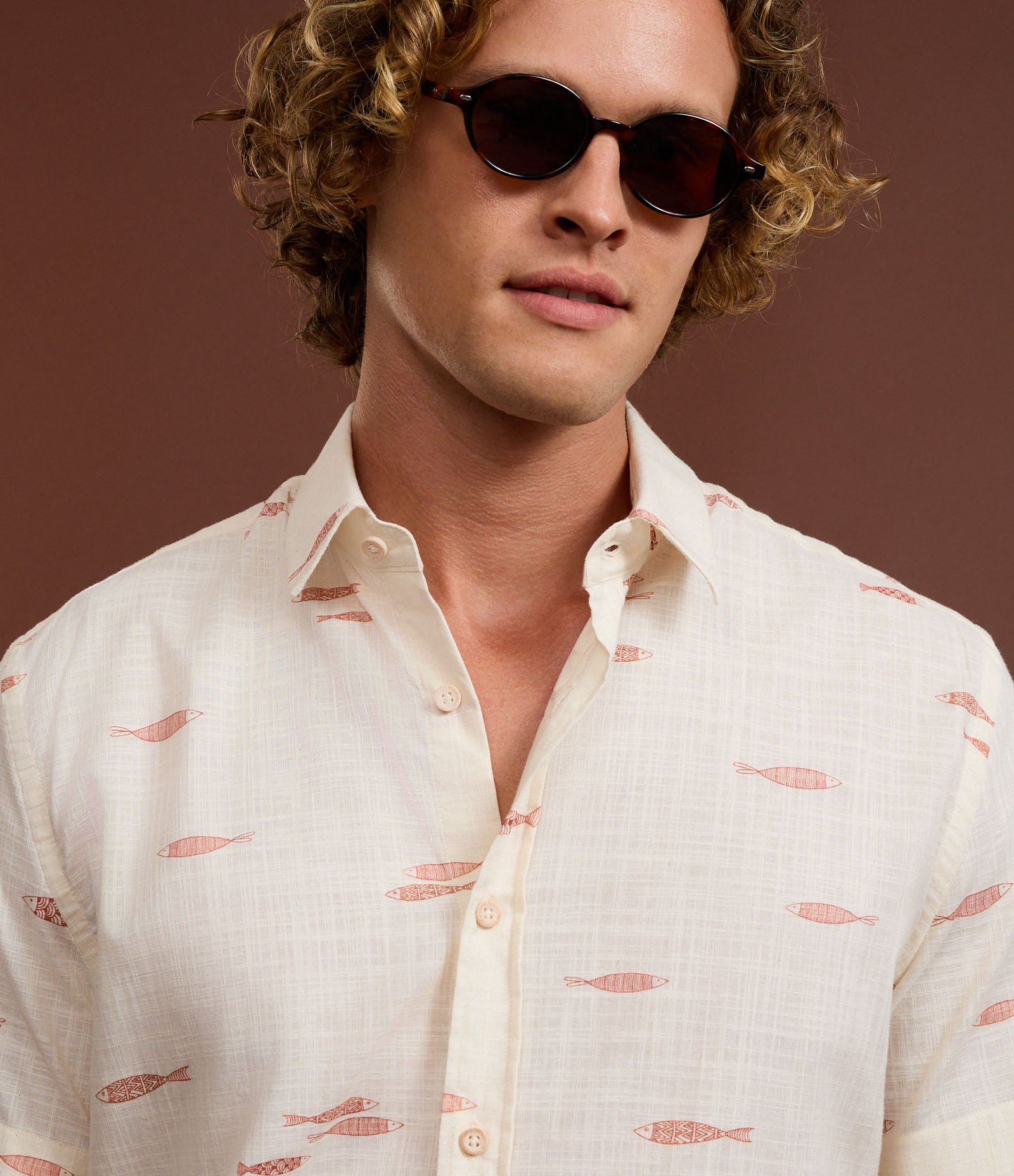 Camisa Comfort em algodão com Estampa Espinha de Peixe Branco 3