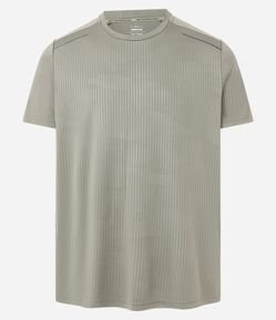 Camiseta Esportiva Regular com Tecnologia Dry
