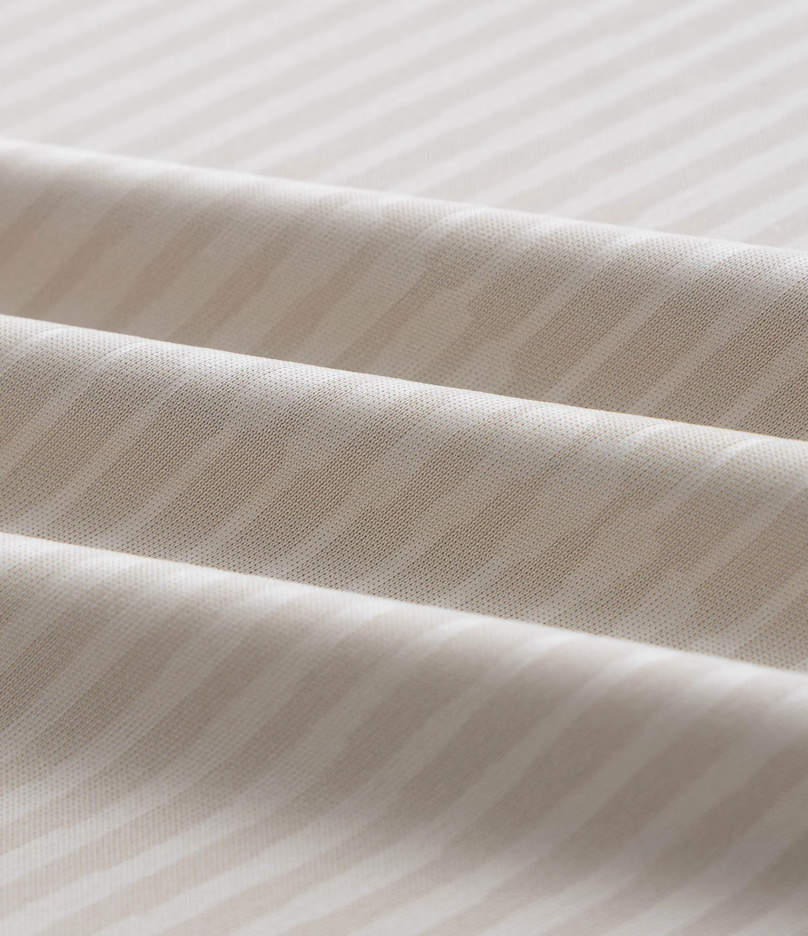 Camiseta Esportiva Regular com Tecnologia Dry Cinza 7