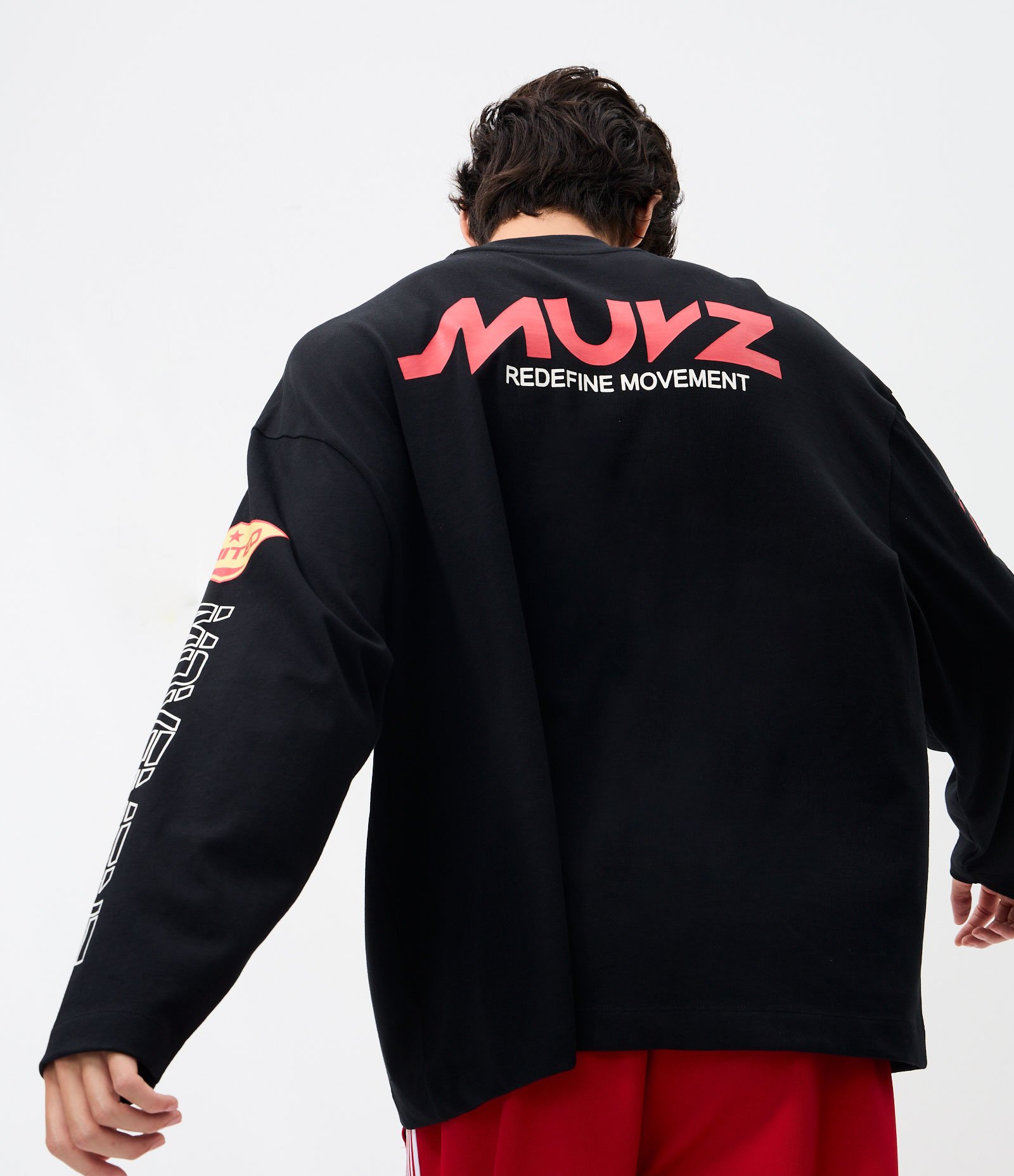 Camiseta Manga Longa em Algodão com Lettering Redefine Movement Preto 4