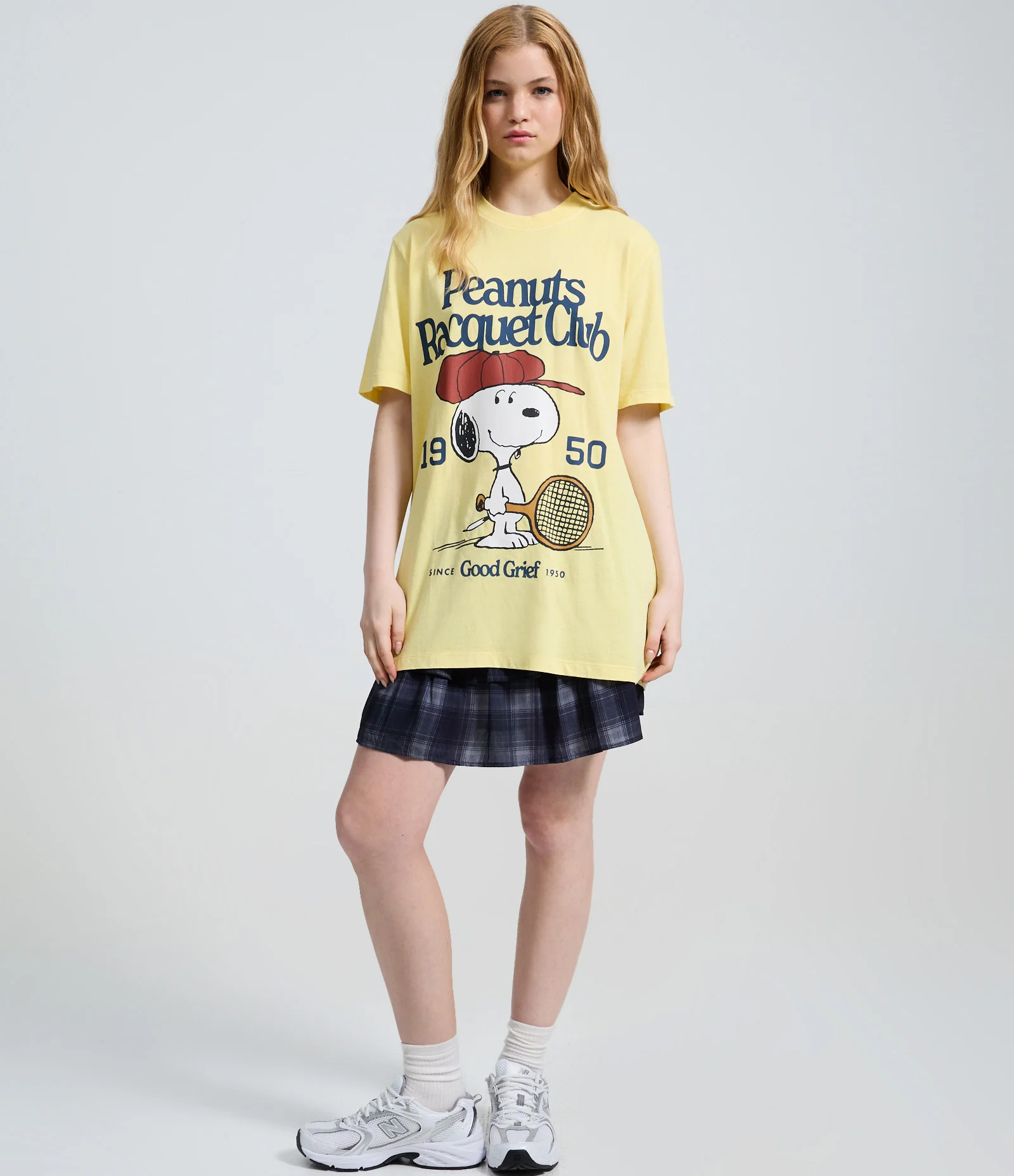 Camiseta em Algodão com Estampa Snoopy Raquet Club Amarelo 2