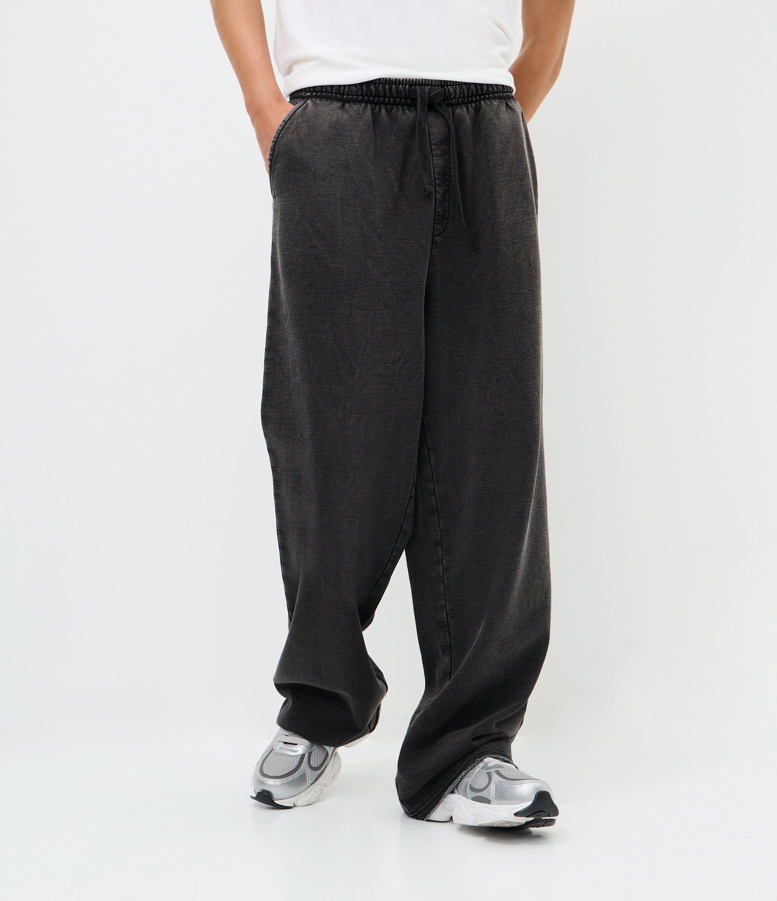 Calça em Moletom Liso Preto 5