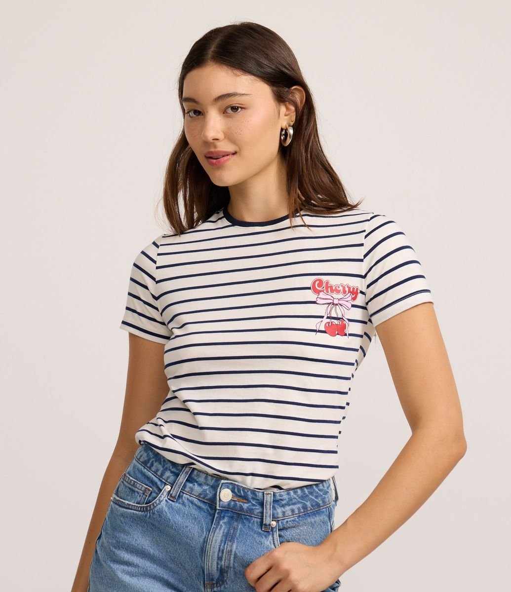 Camiseta em Algodão com Estampa de Cereja e Listras Contrastantes