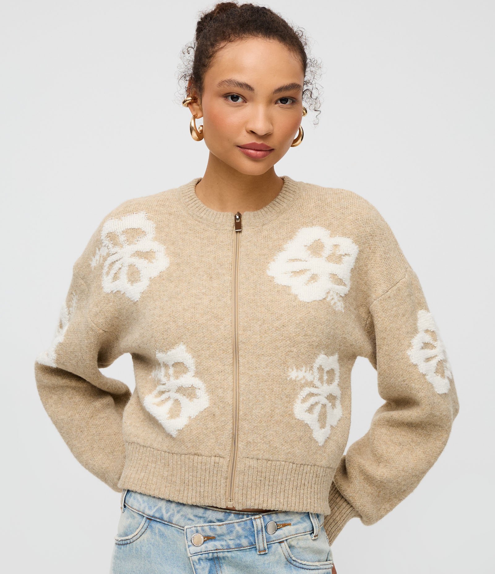 Cardigan Com Zíper Frontal e Estampa de Flores Bege 3