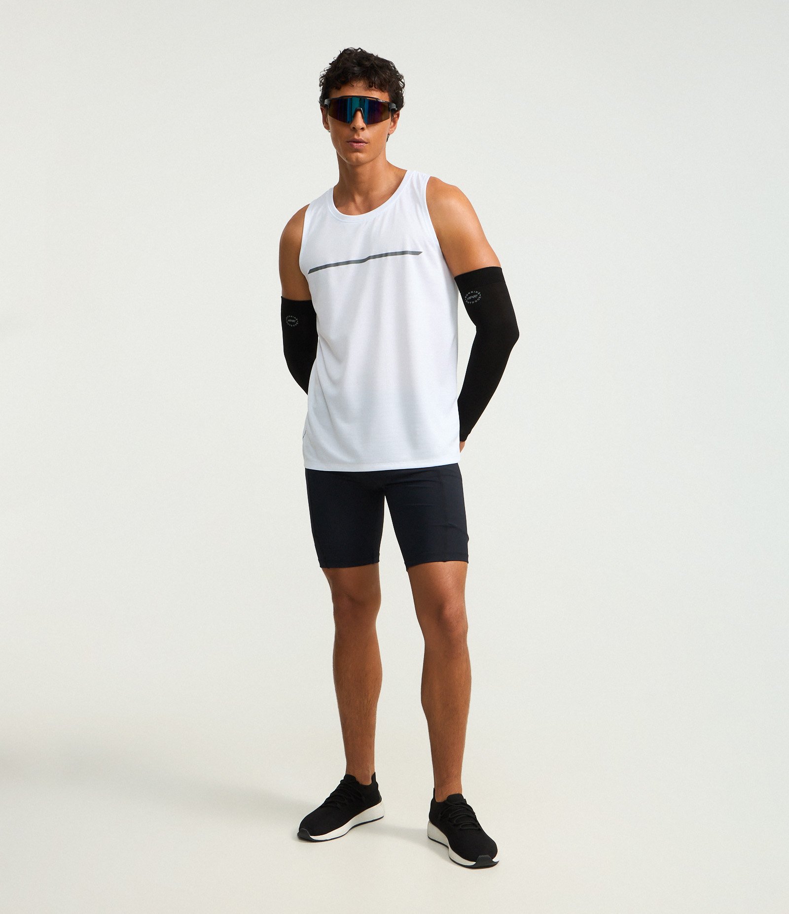 Bermuda Esportiva em Microfibra com Compressão Stretch Limo 1