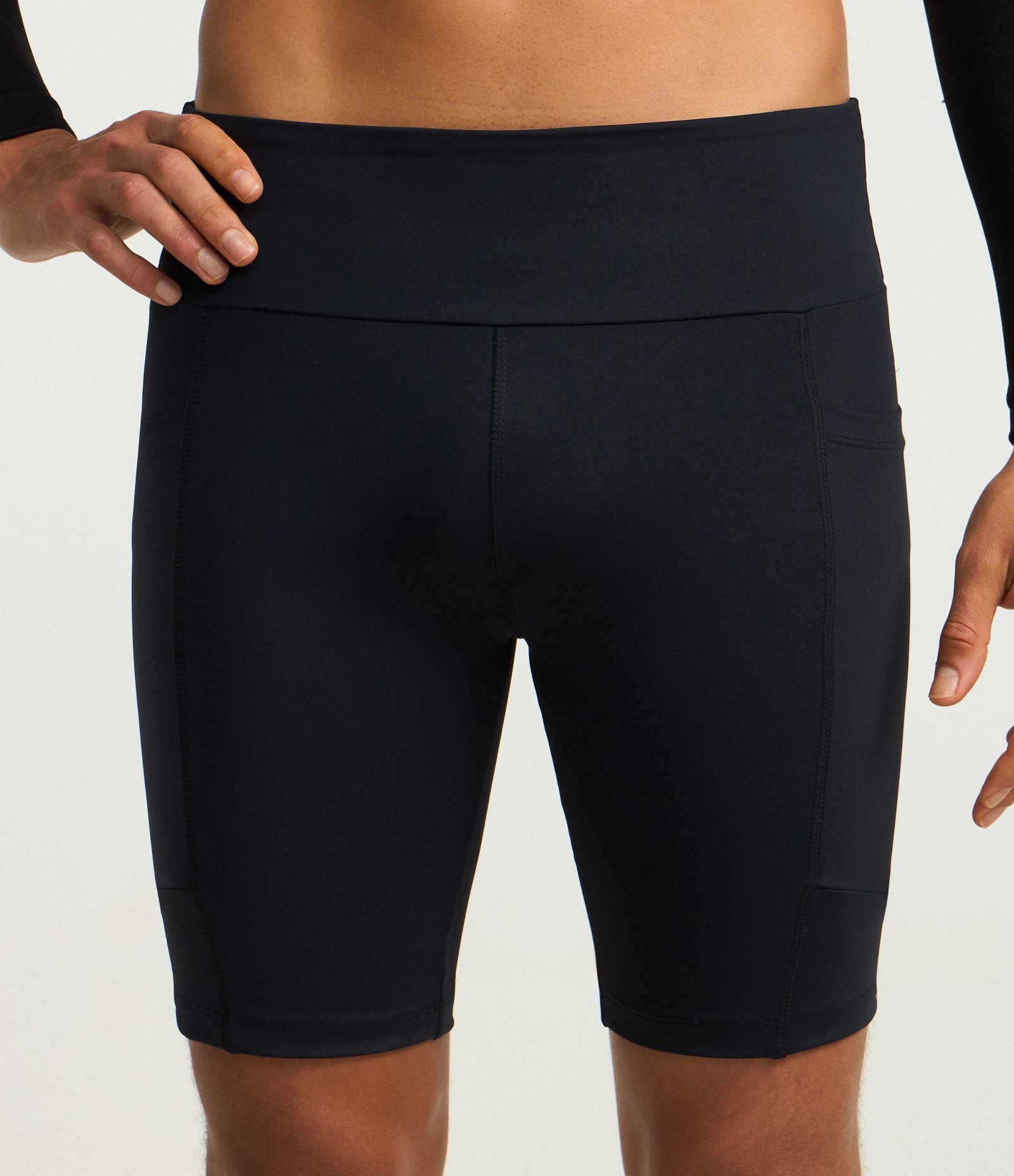 Bermuda Esportiva em Microfibra com Compressão Stretch Limo 2