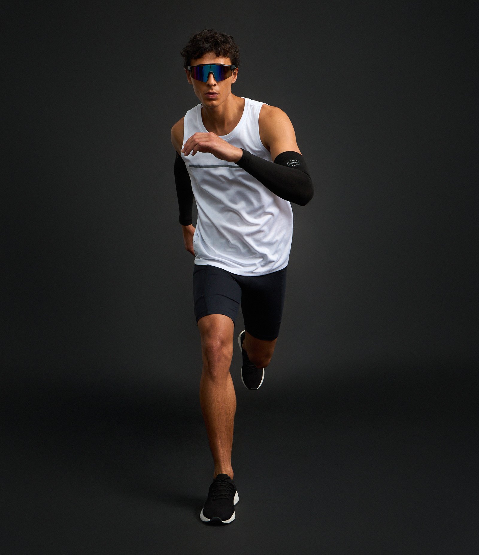 Bermuda Esportiva em Microfibra com Compressão Stretch Limo 4