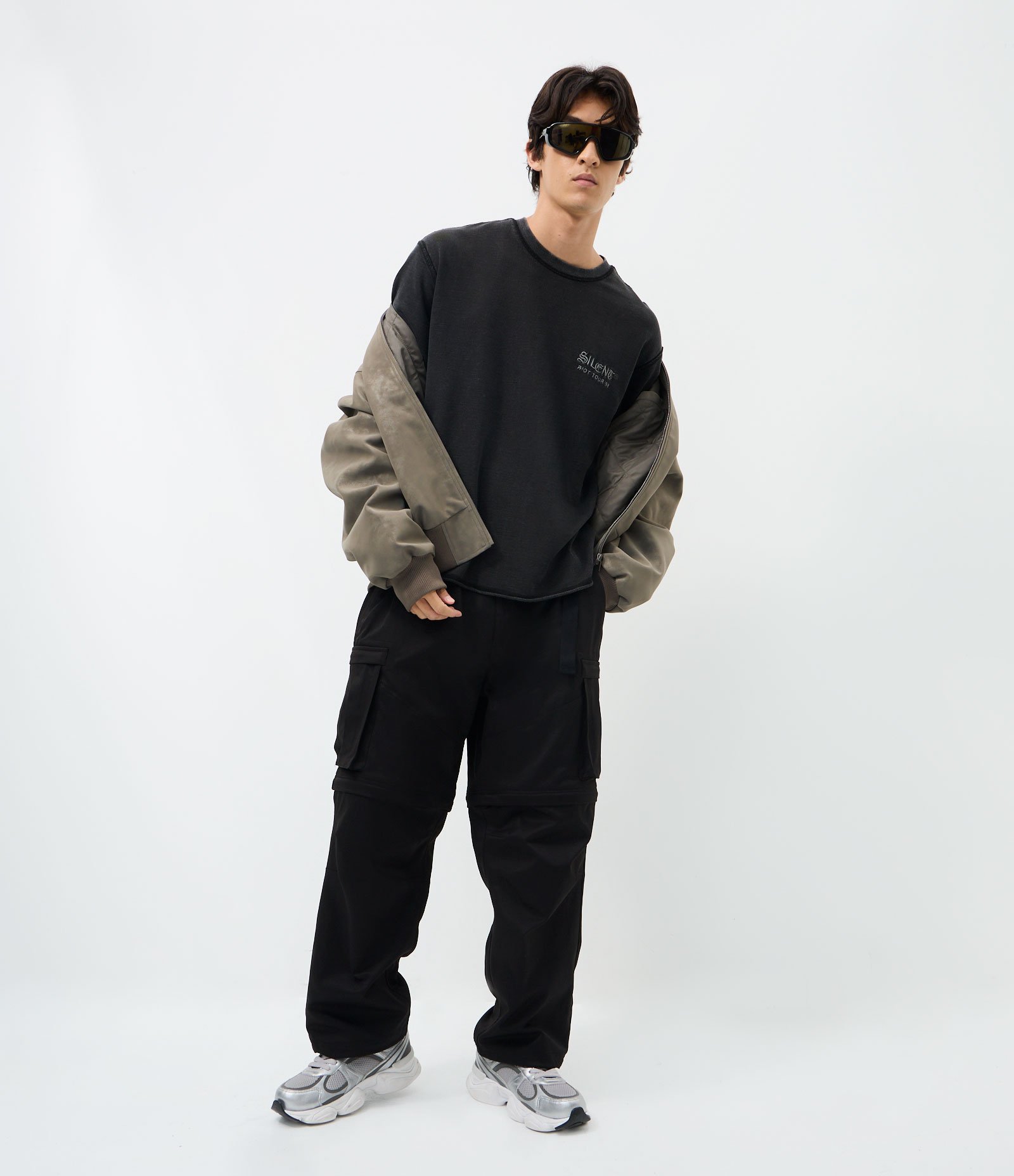 Camiseta Manga Curta em Algodão com Lettering Silent Riot Tour 98 Preto 3