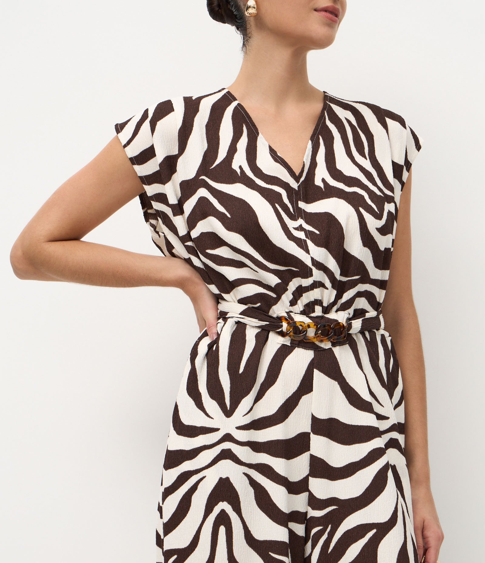 Macacão Longo em Piquet com Estampa Animal Print Branco/Marrom 4