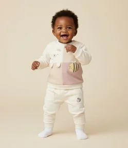 Conjunto Infantil com Estampa de Abelha e Urso – Tam RN a 18 Meses