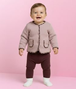 Conjunto Infantil Matelassê com Viés Floral e Bolsos – Tam 0 a 18 Meses