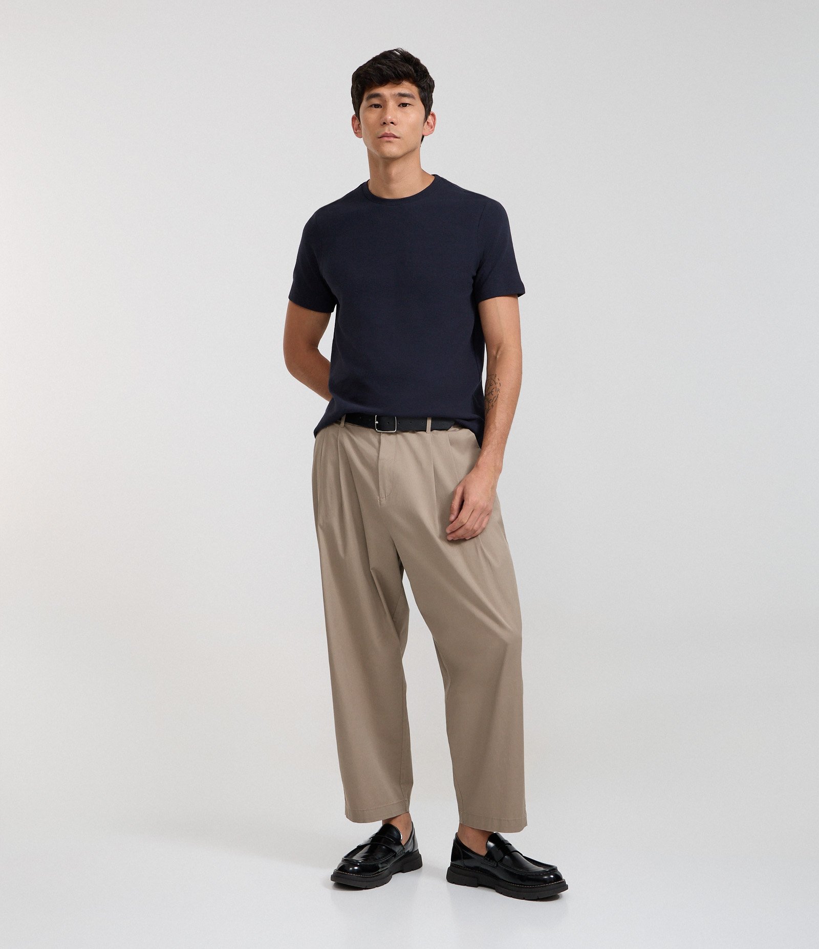 Camiseta Slim em Algodão com Textura Canelada Azul Escuro 2