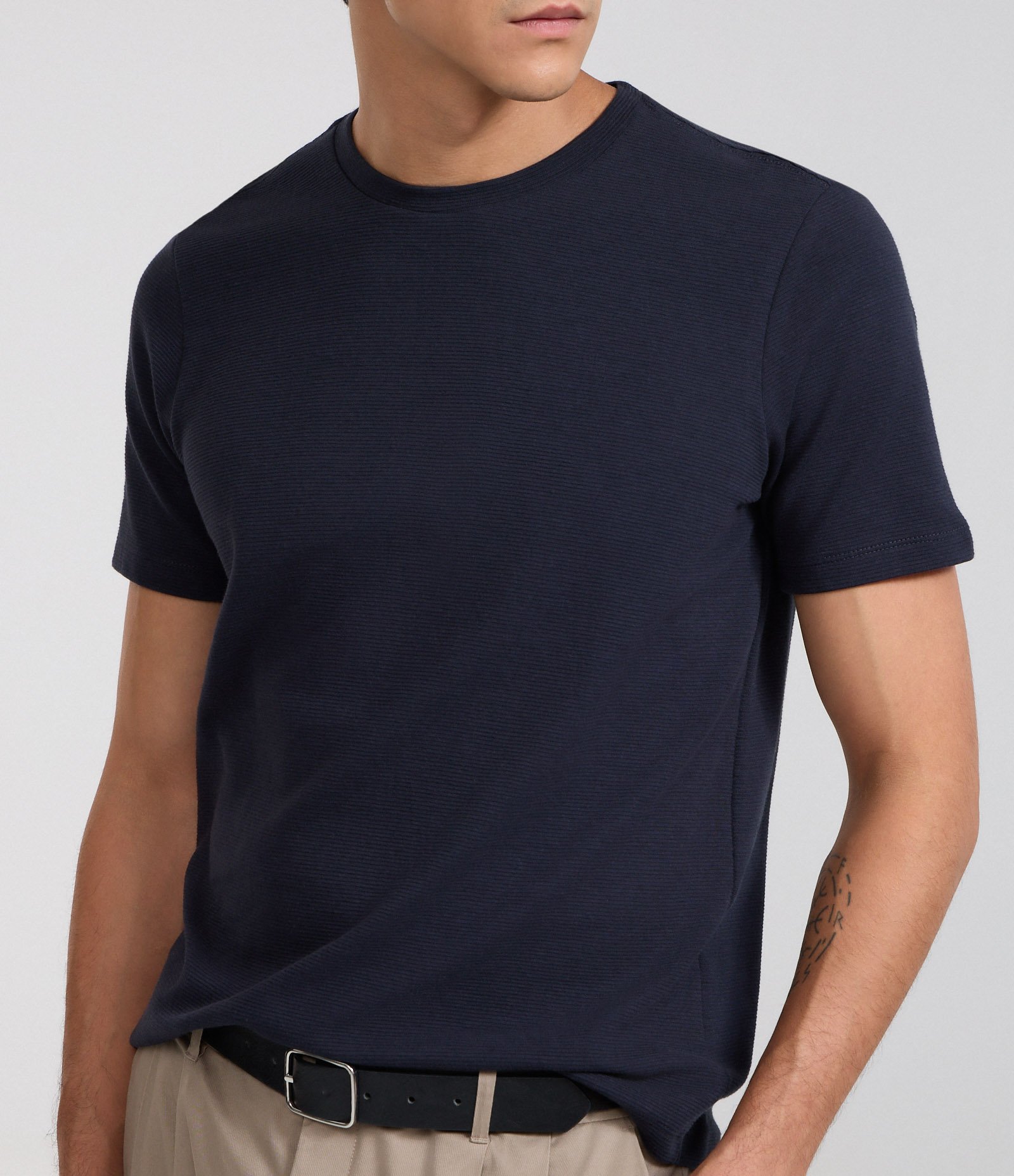 Camiseta Slim em Algodão com Textura Canelada Azul Escuro 3