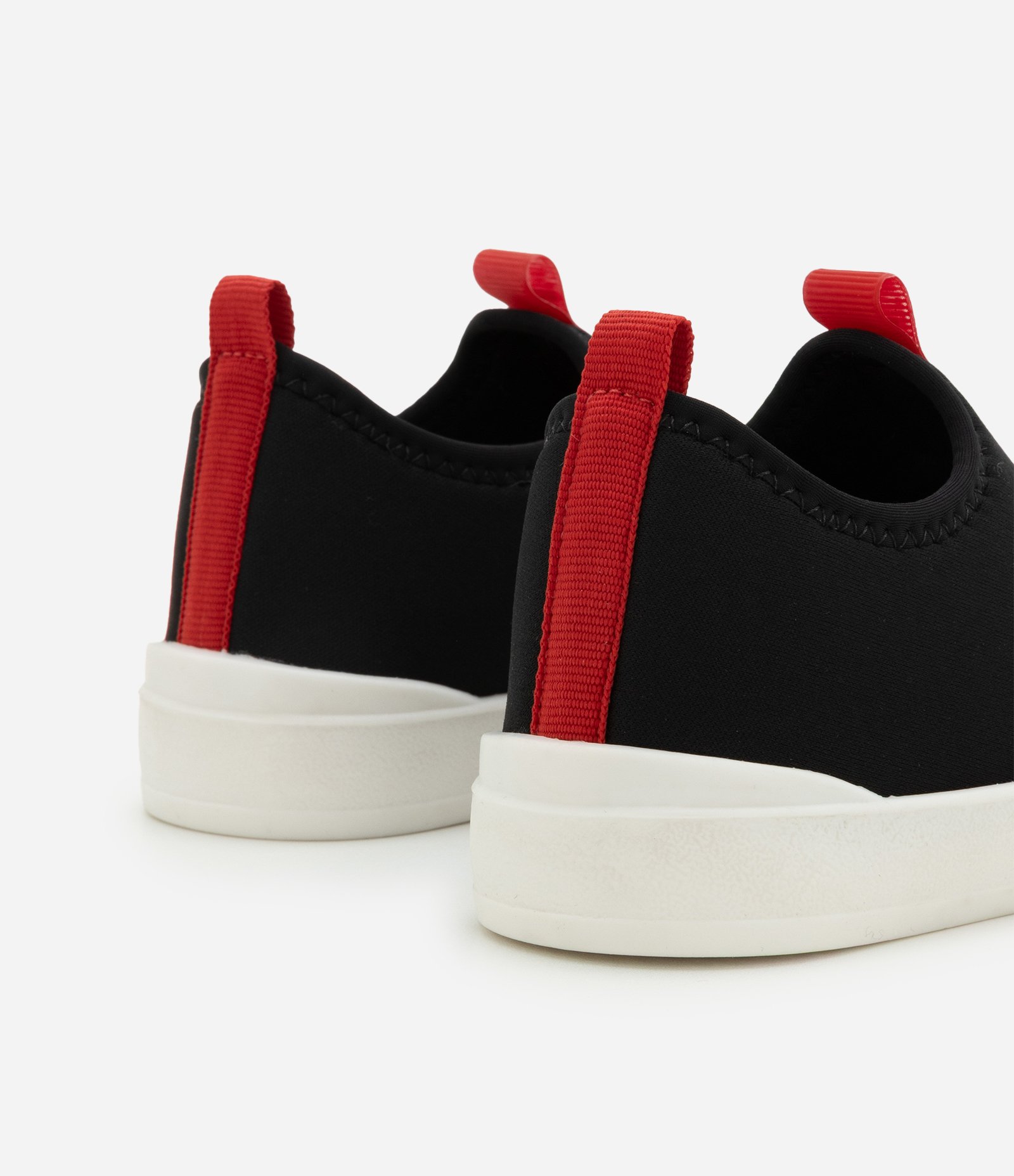 Tênis Infantil com Patch Marvel e Cabedal em Poliéster - Tam 20 A 27 Preto 2