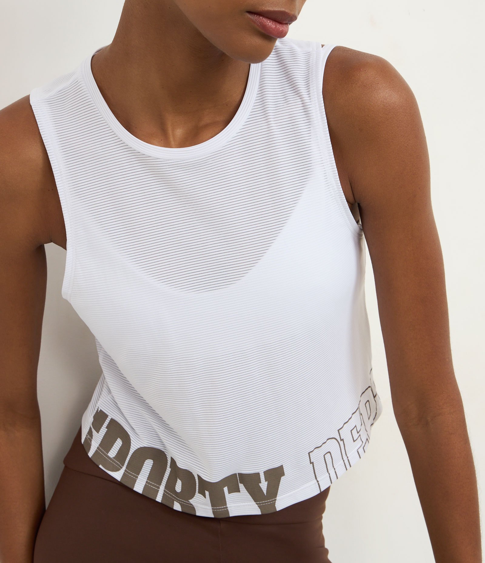 Regata Esportiva em Microfibra com Estampa Branco 3