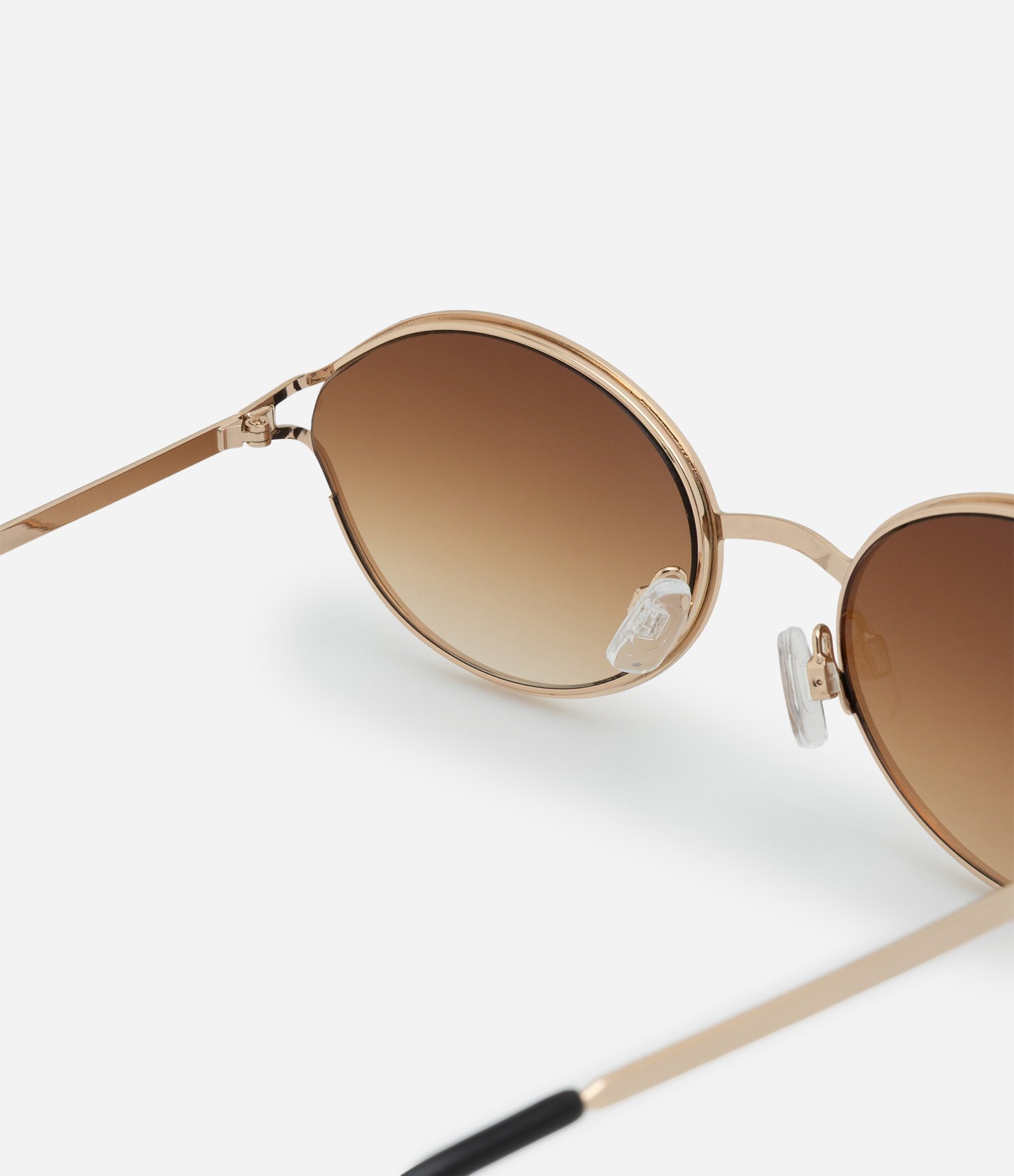 Óculos de Sol Redondo com Hastes Metalizadas e Lente Degradê Dourado 3