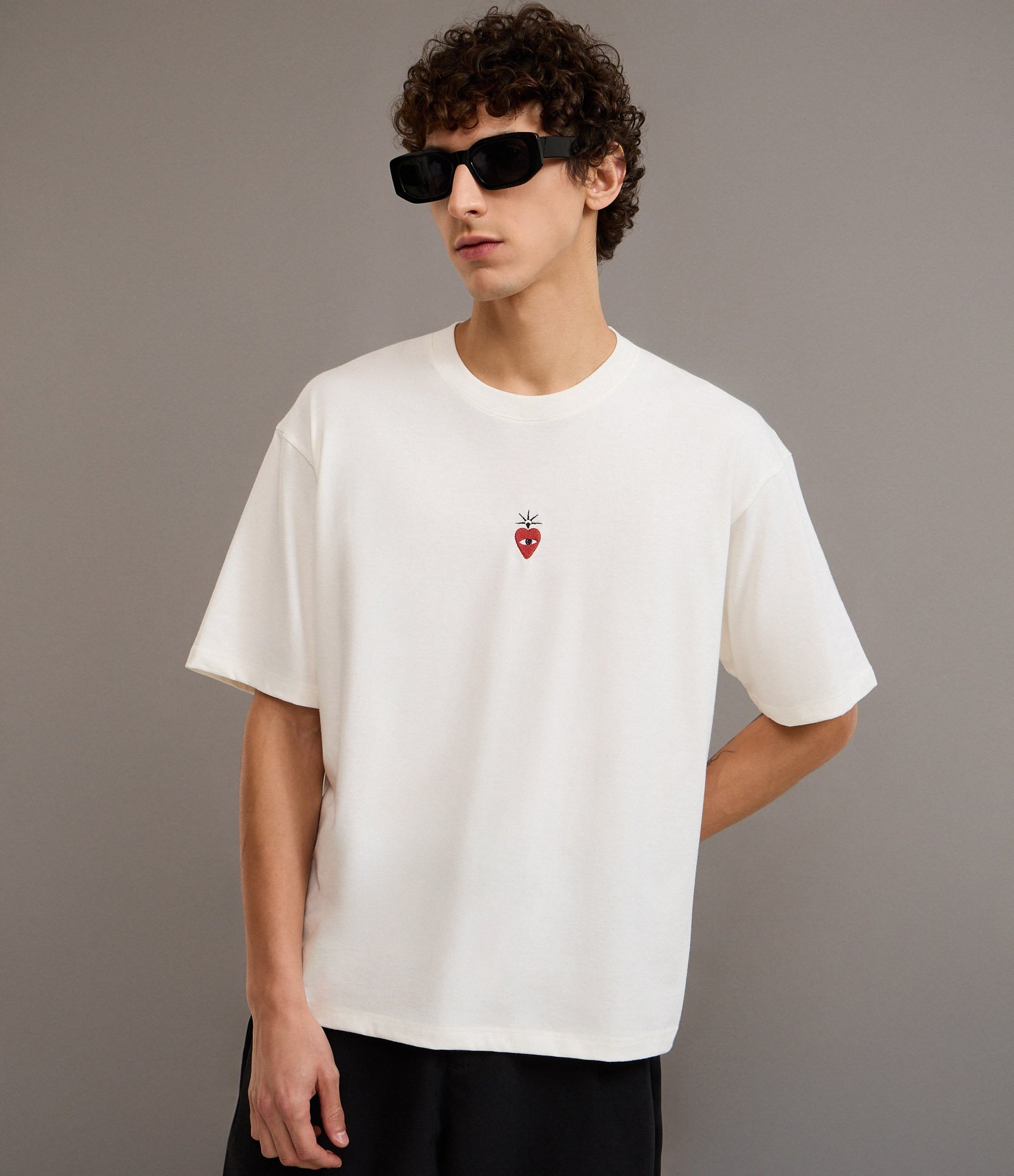 Camiseta Boxy  em Meia Malha com Mini Silk Bordado Branco 1