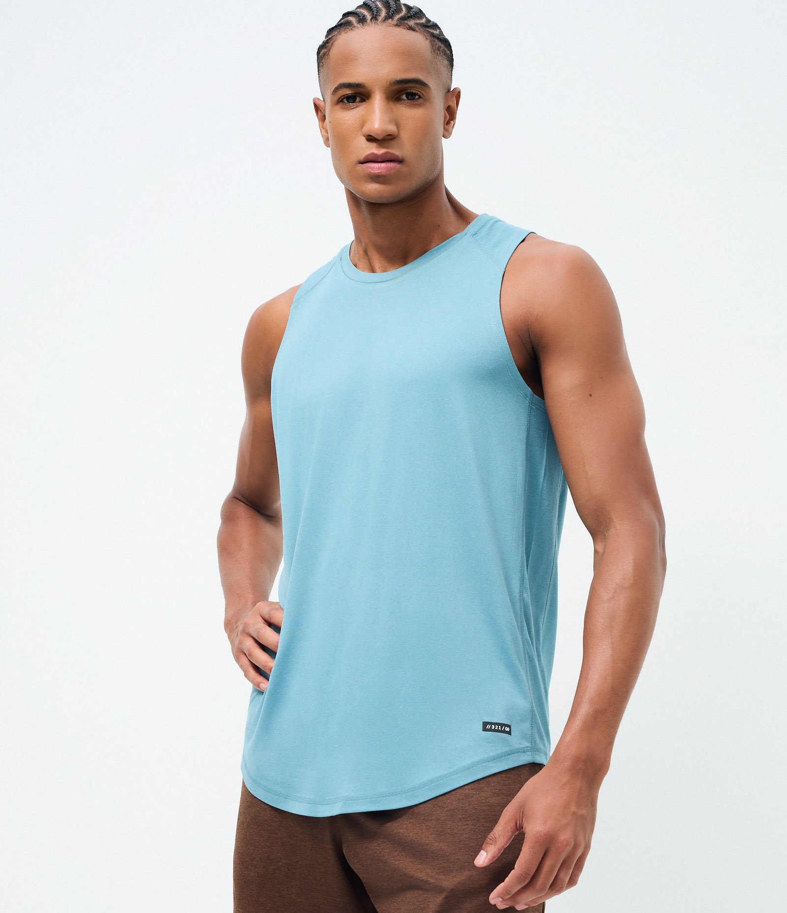 Regata Regular Esportiva com Etiqueta na Barra e Detalhe Contrastante Azul Claro 3