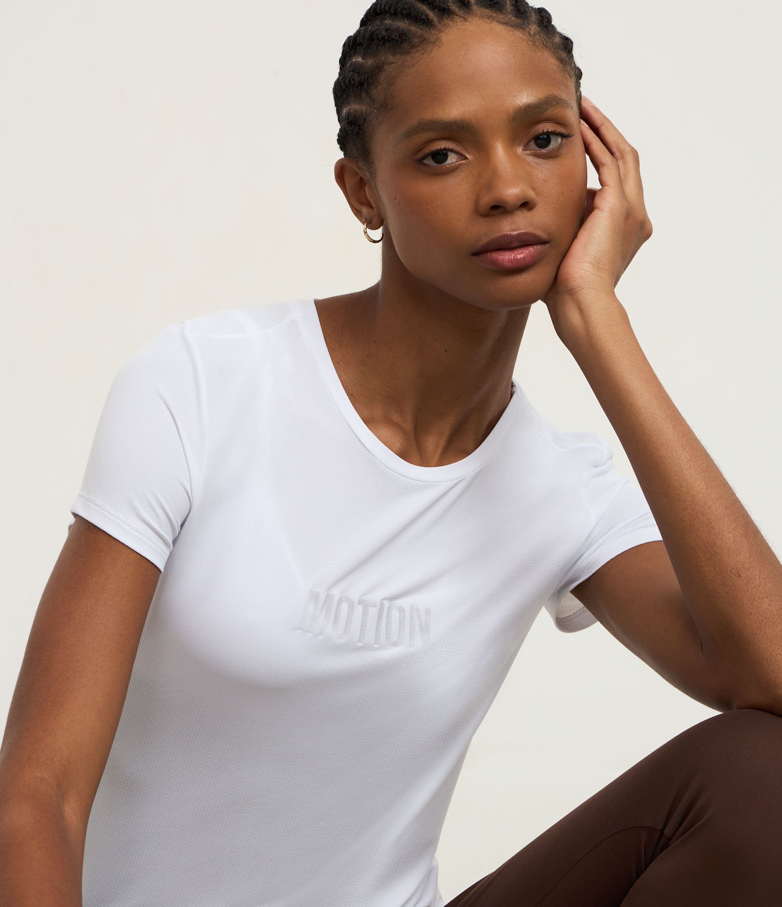 Camiseta Esportiva em Microfibra com Tecnologia Dry  e Estampa Localizada Branco 1