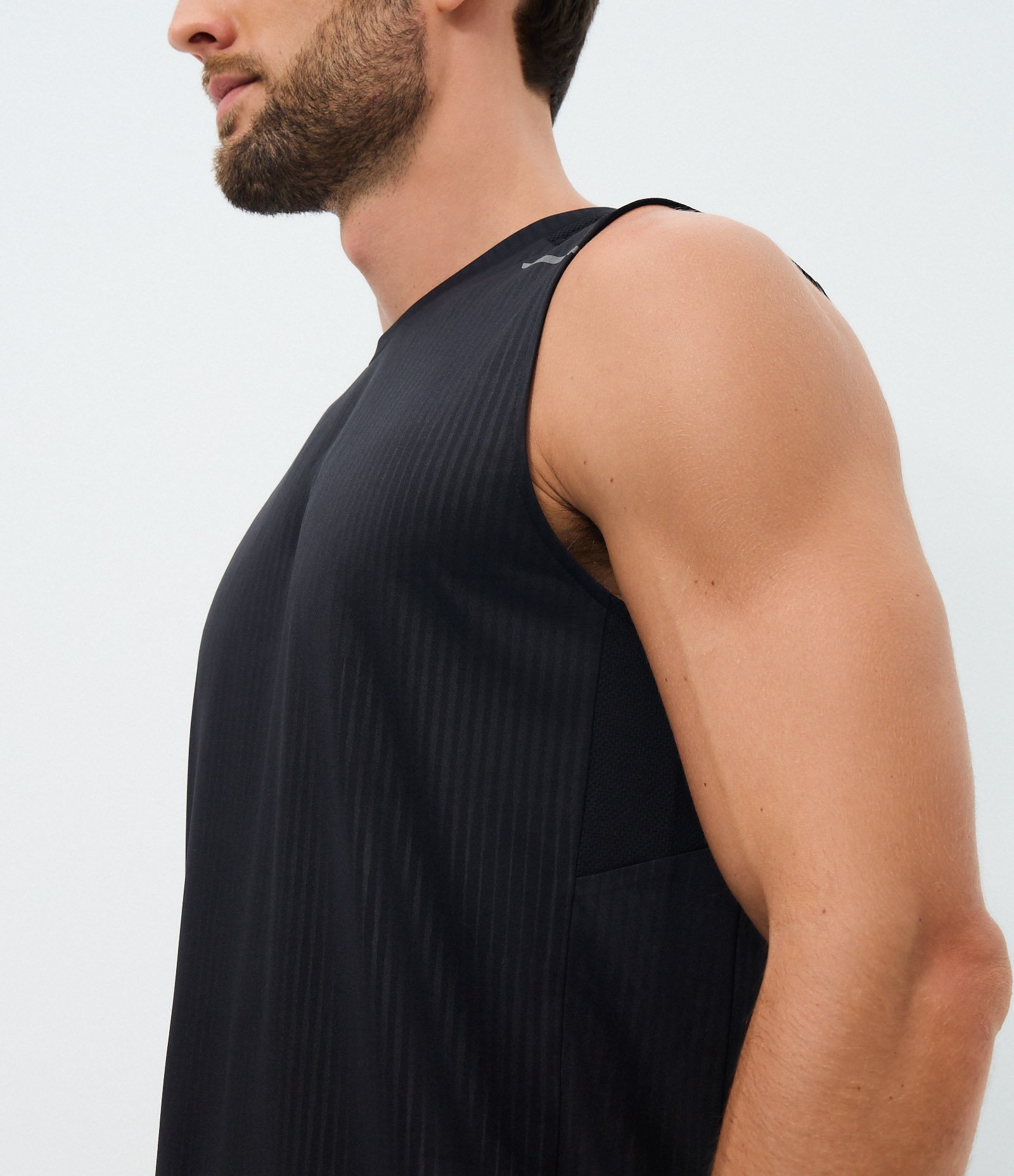 Regata Esportiva Regular com Tecnologia Dry Preto 3