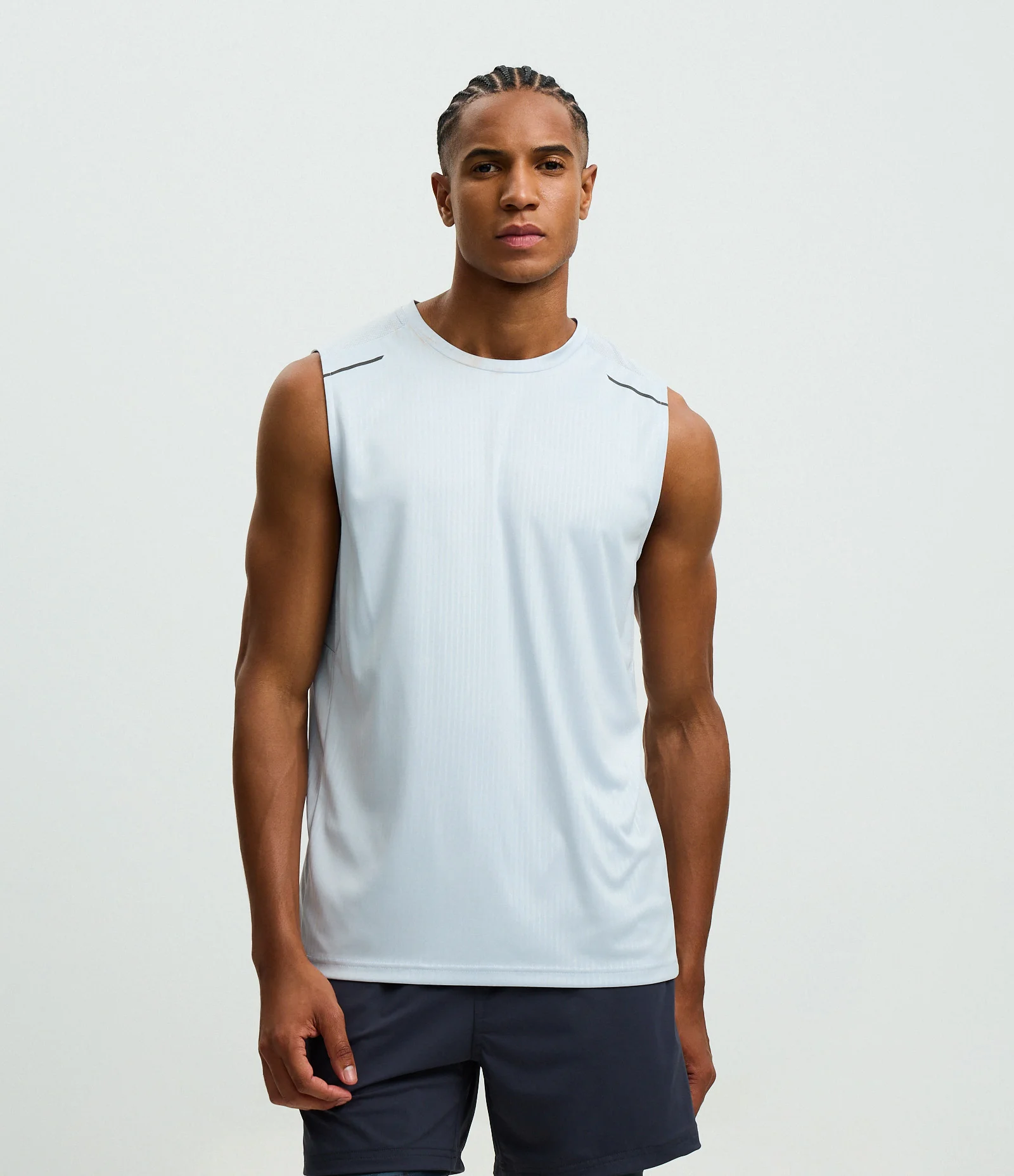 Regata Esportiva Regular com Tecnologia Dry Branco 1