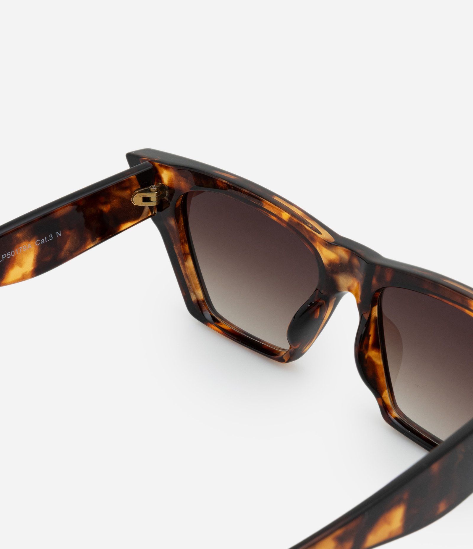 Óculos de Sol Gateado com Estampa Tartaruga Marrom 3