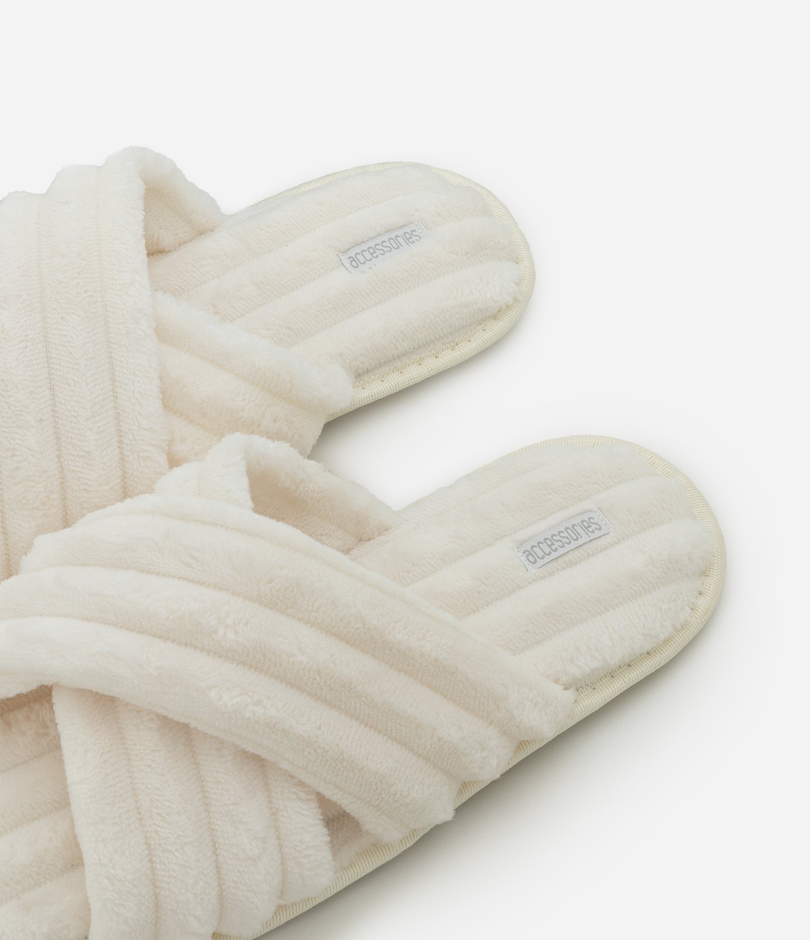 Pantufa Chinelo com Tiras Transpassadas Branco 3