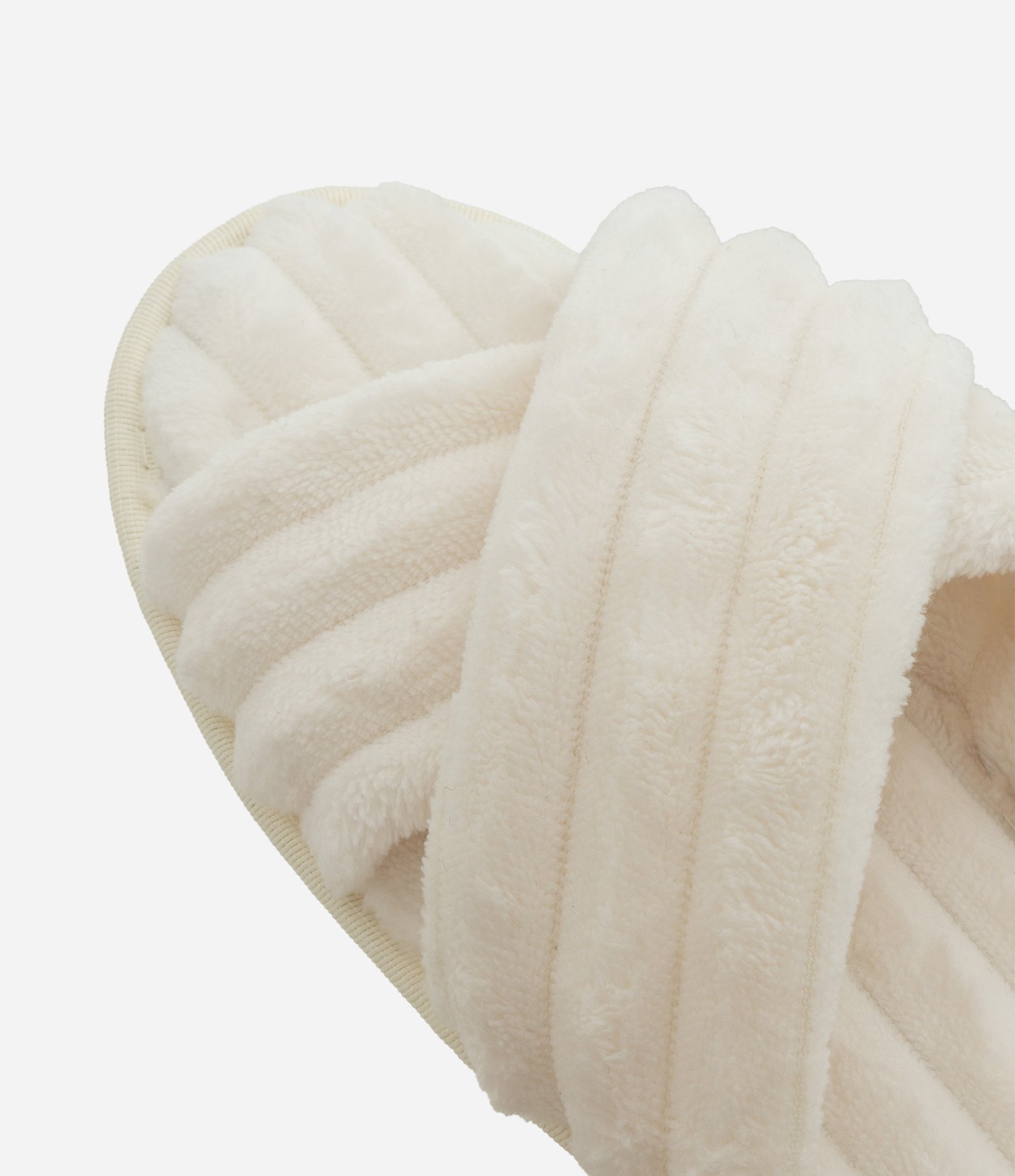 Pantufa Chinelo com Tiras Transpassadas Branco 4