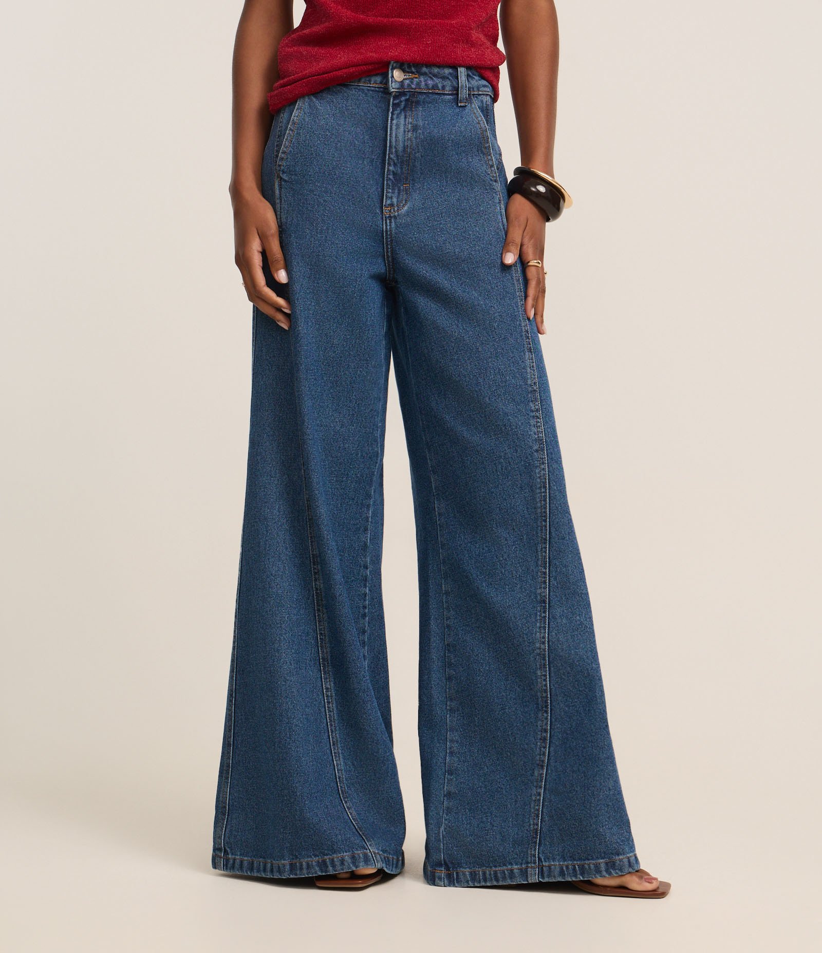 Calça Pantalona em Jeans com Bolso Faca Azul 3