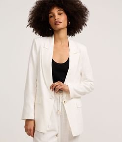 Blazer em Viscolinho com Lapelas e Botão Único