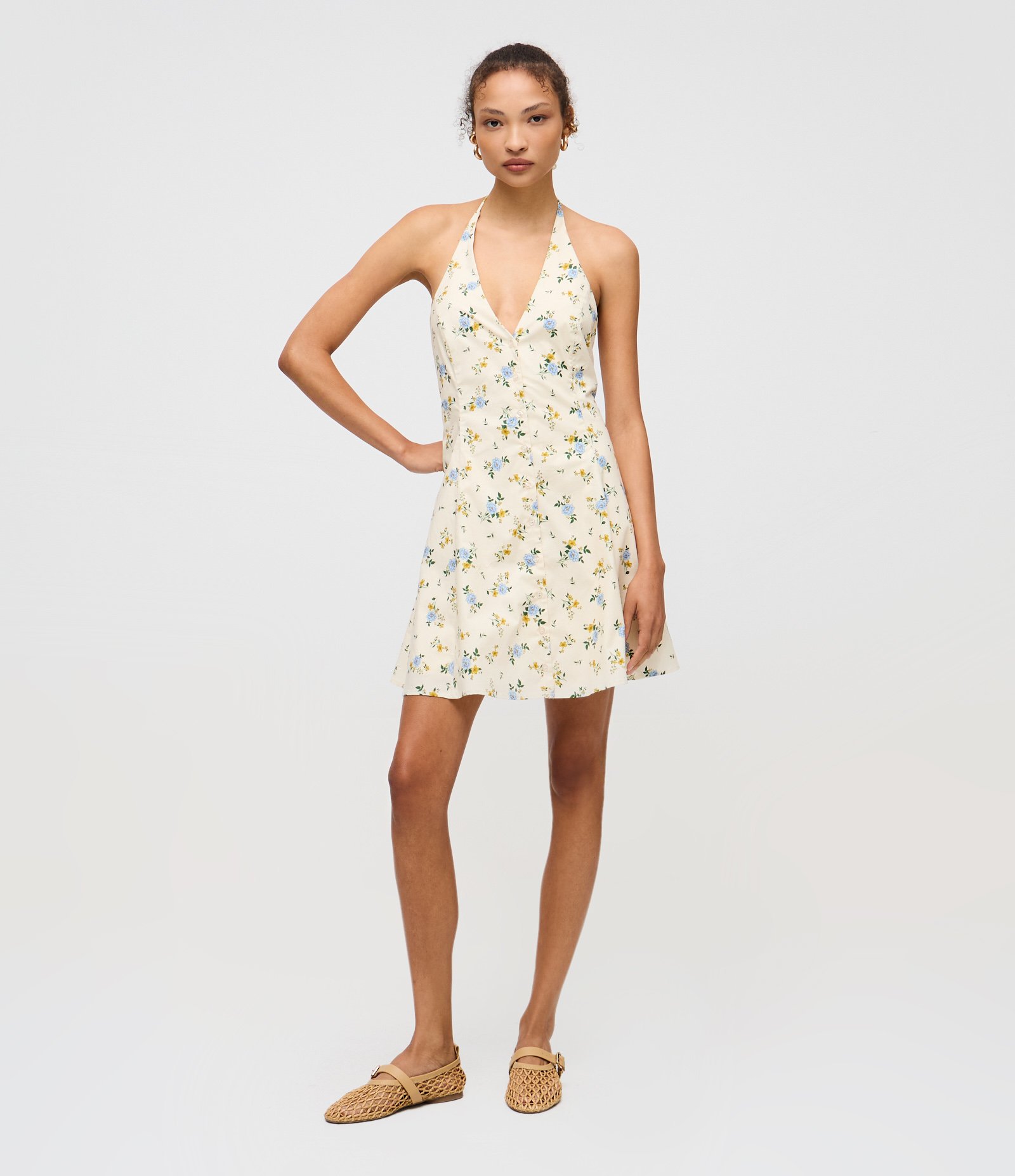 Vestido Frente Única em Tricoline com Estampa Floral Delicada Off White 1
