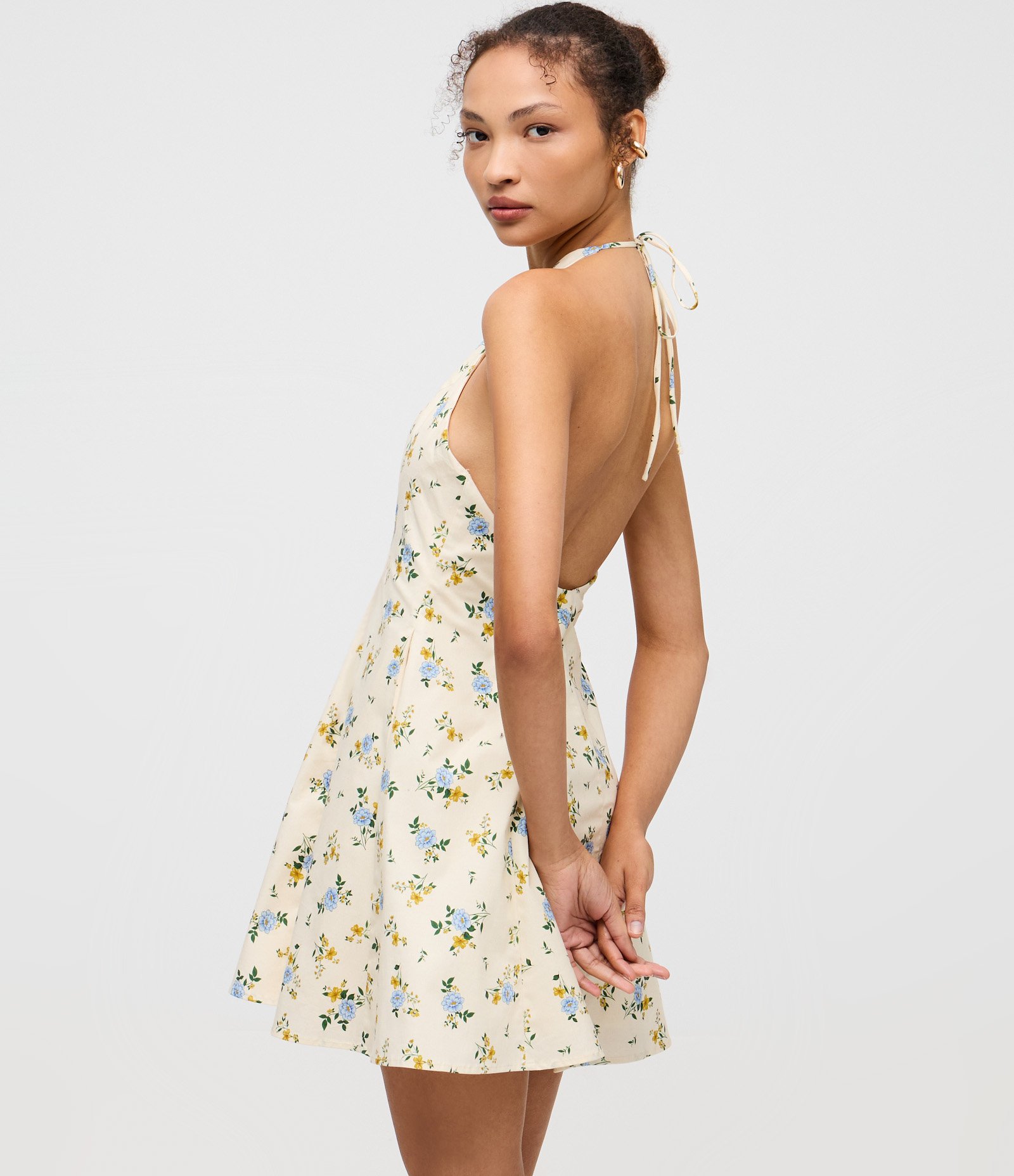 Vestido Frente Única em Tricoline com Estampa Floral Delicada Off White 2