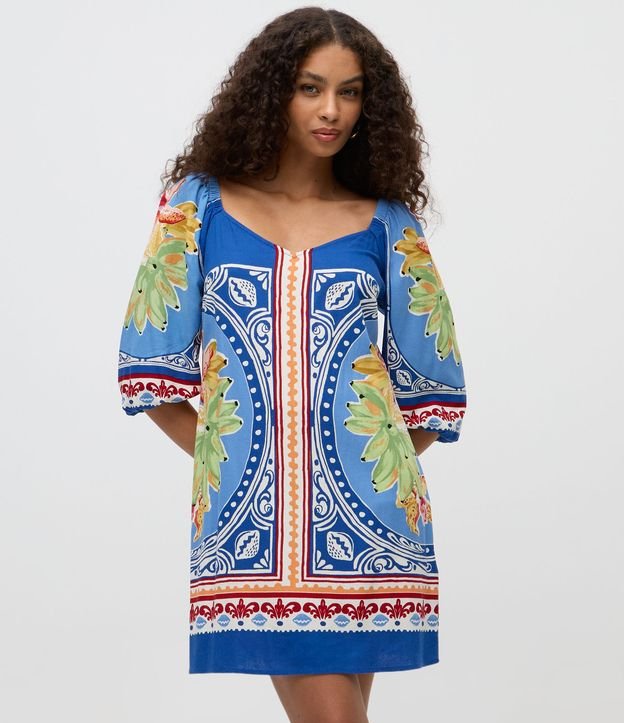 Vestido Curto em Viscolinho com Estampa de Frutas