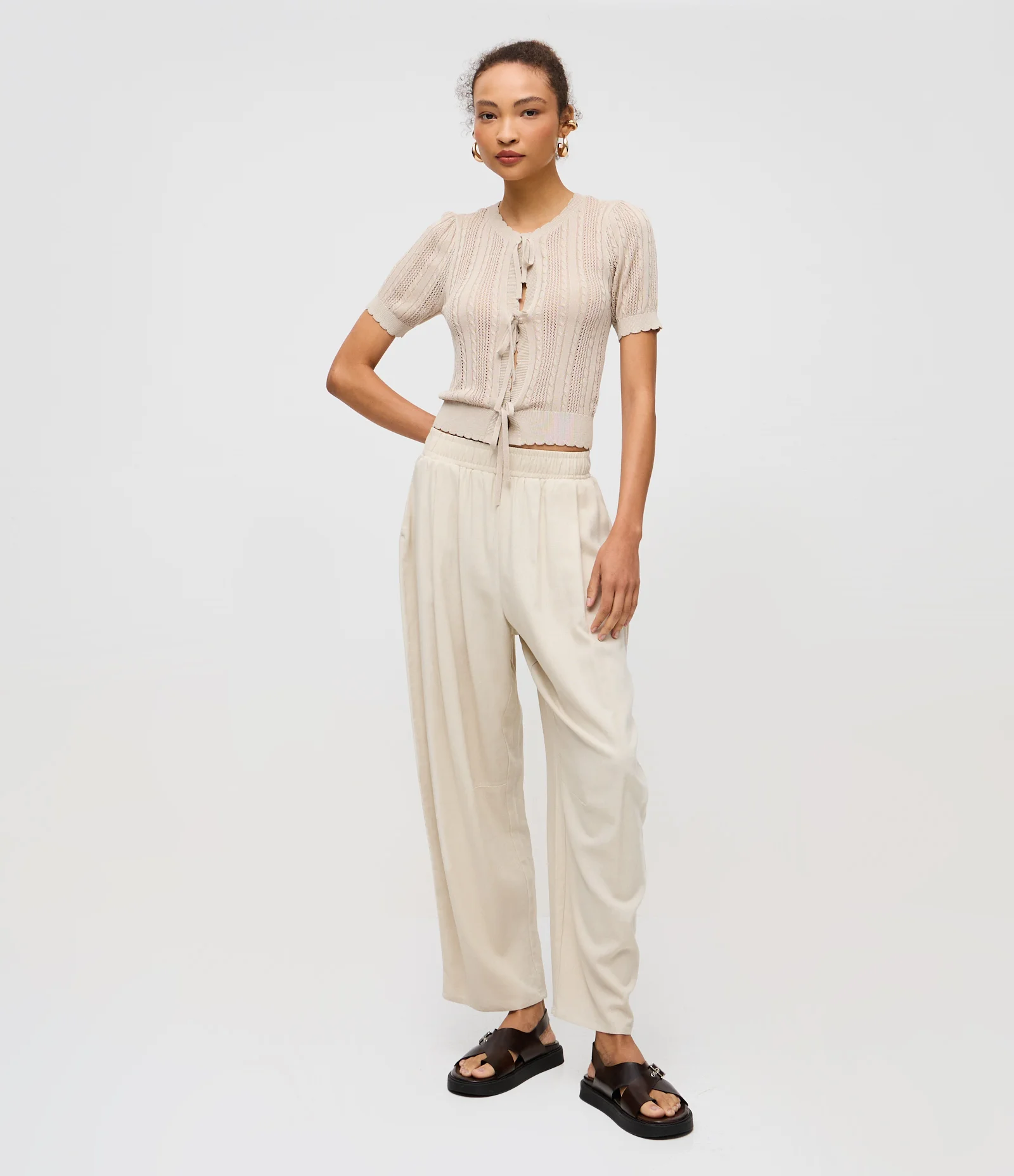 Calça Barrel em Viscolinho com Bege 1