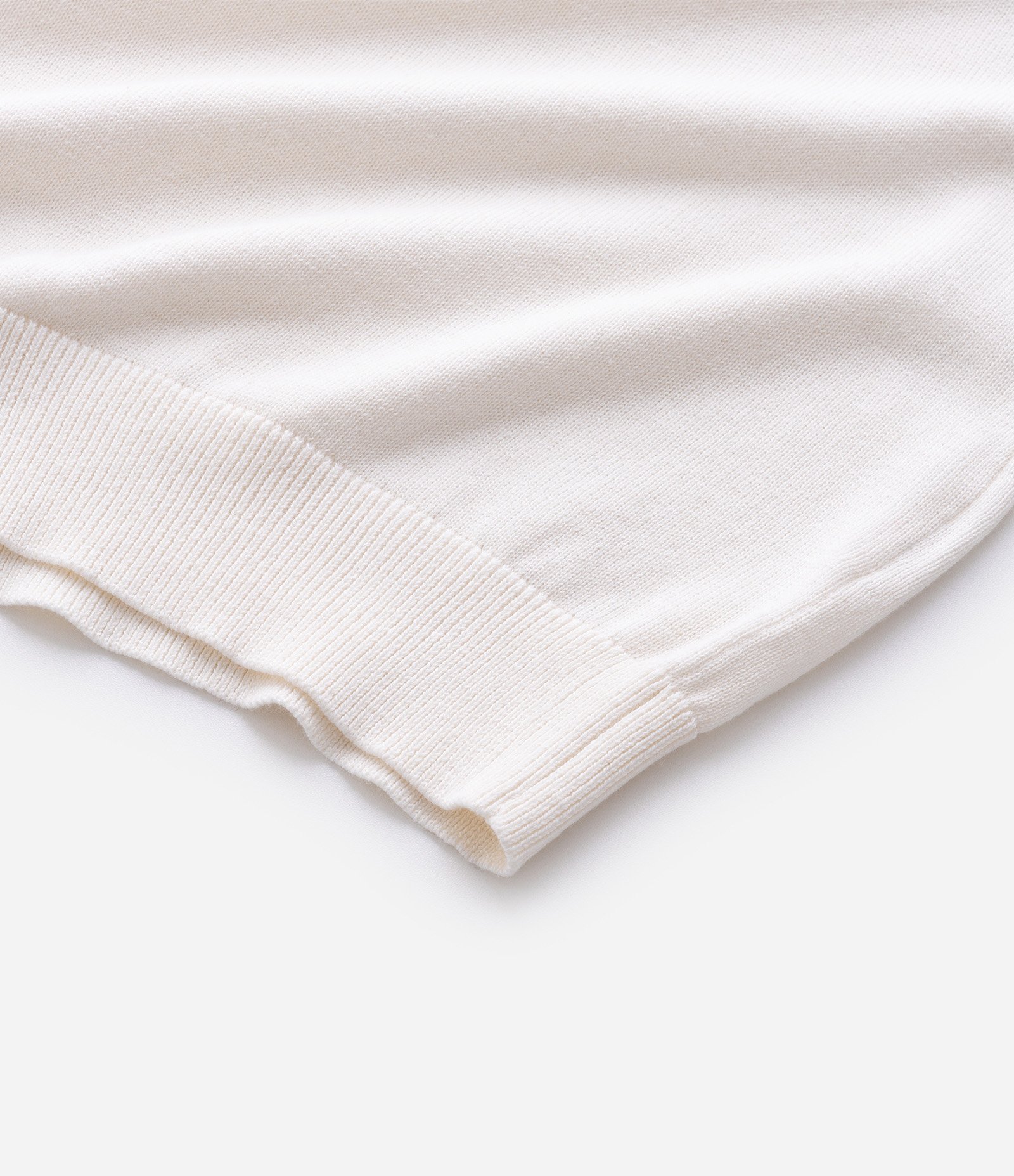 Camiseta Manga Curta Efeito Tricô Texturizado Gola Padre Branco 8