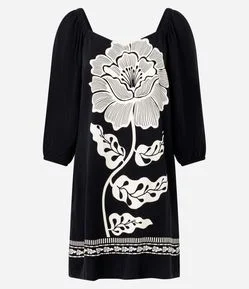 Vestido Curto em Viscose com Estampa de Flor