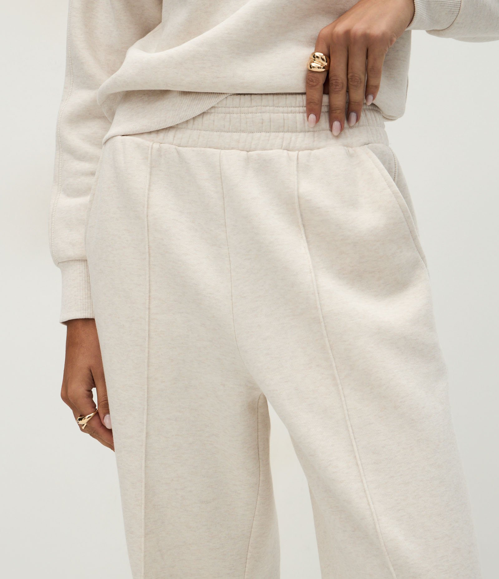 Calça Wide Leg em Moletom com Friso Bege 4