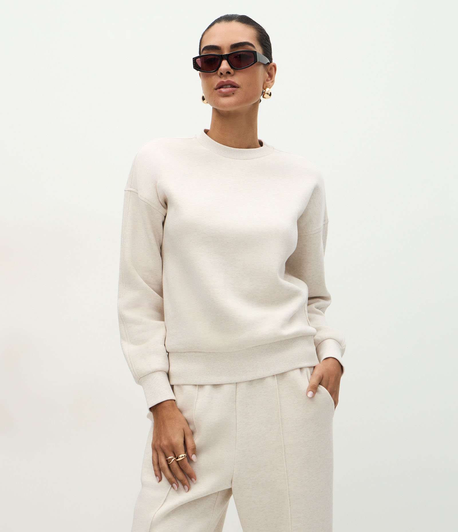 Moletom Regular com Gola Redonda Branco 1