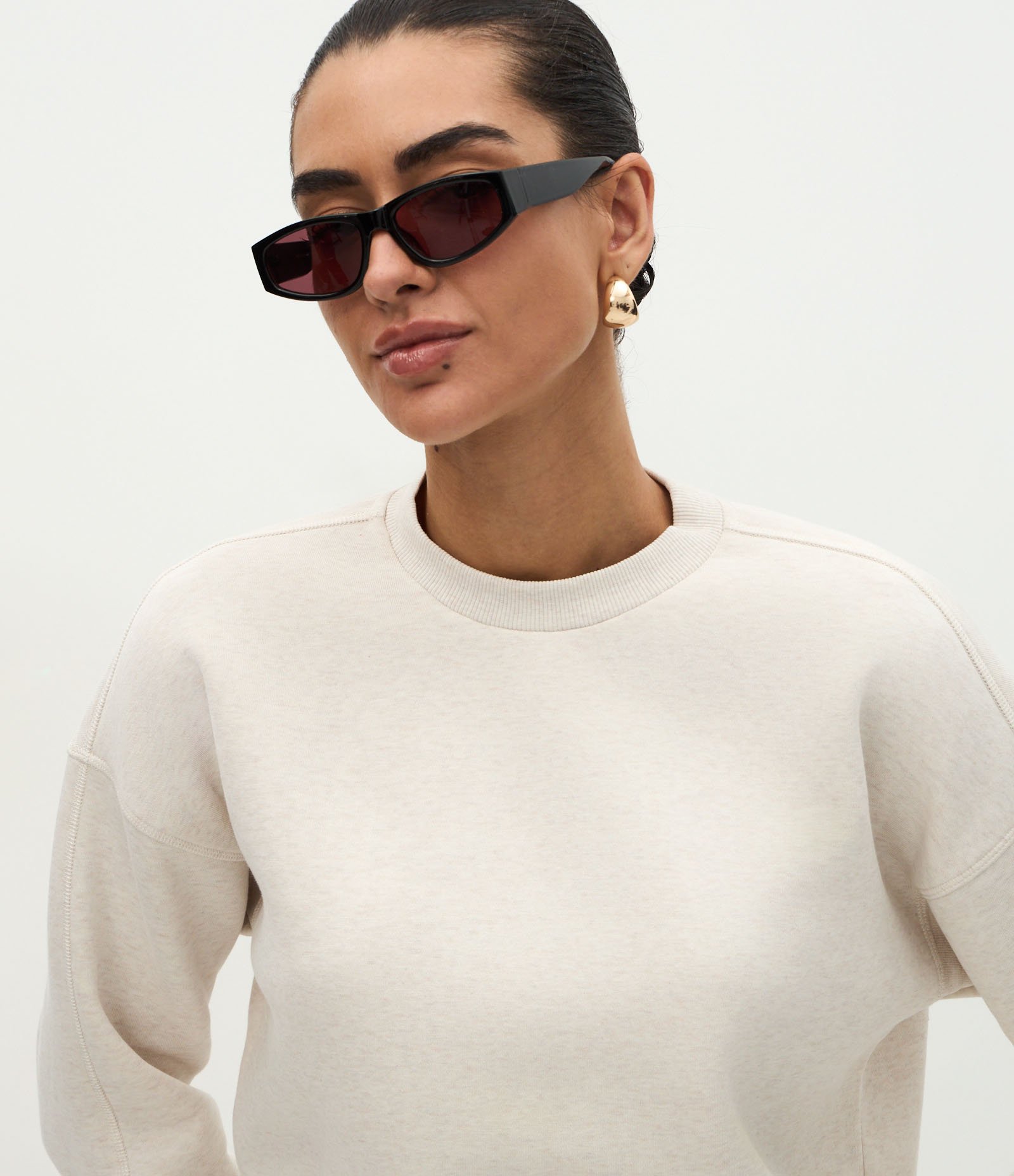 Moletom Regular com Gola Redonda Branco 4