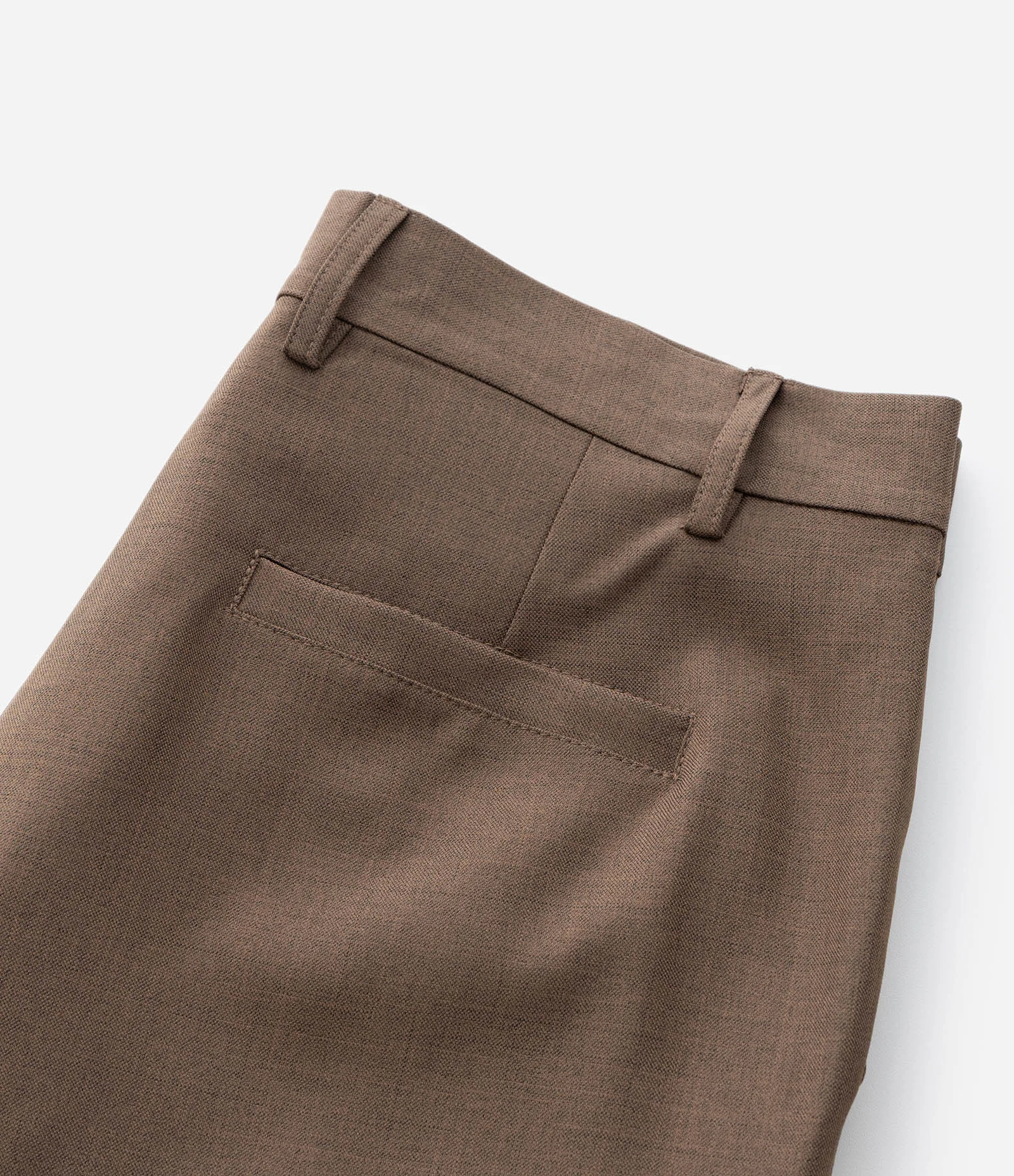 Calça Alfaiatada Lisa Reta Marrom 10