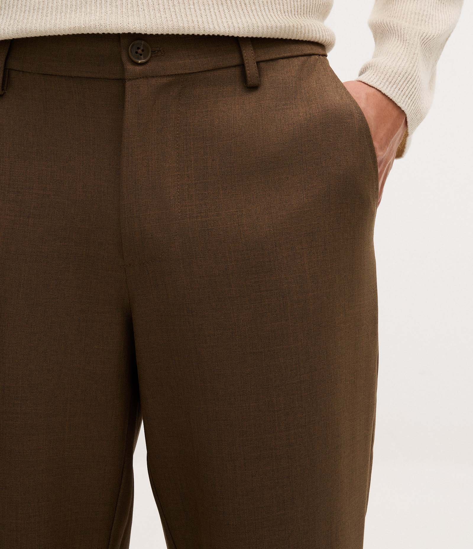 Calça Alfaiatada Lisa Reta Marrom 3
