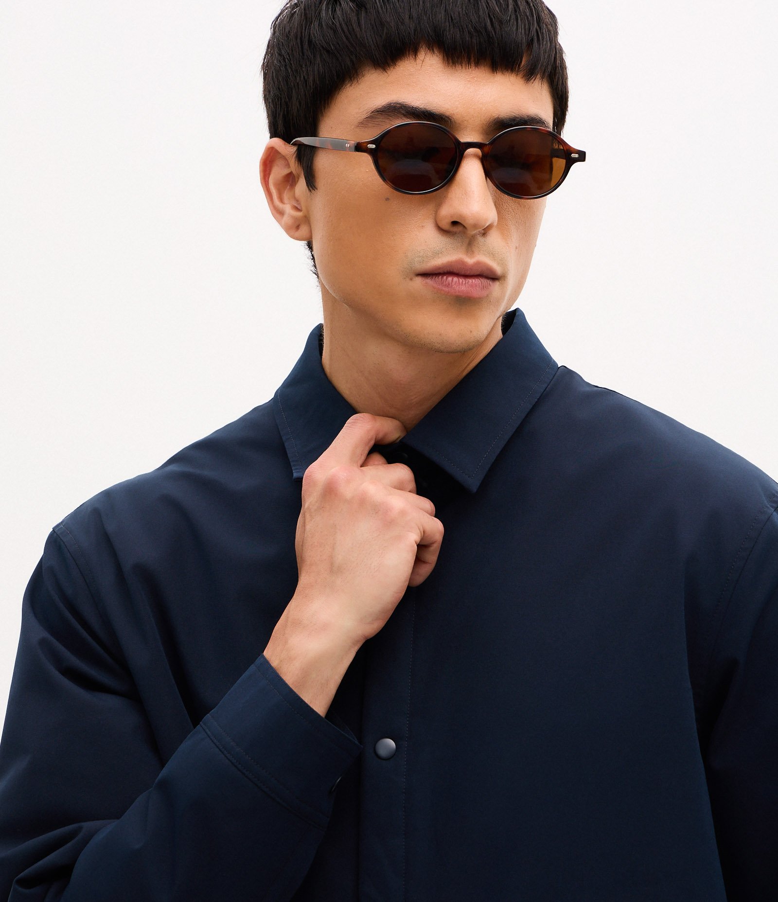 Jaqueta Impermeável com Fechamento por Botões Azul 4