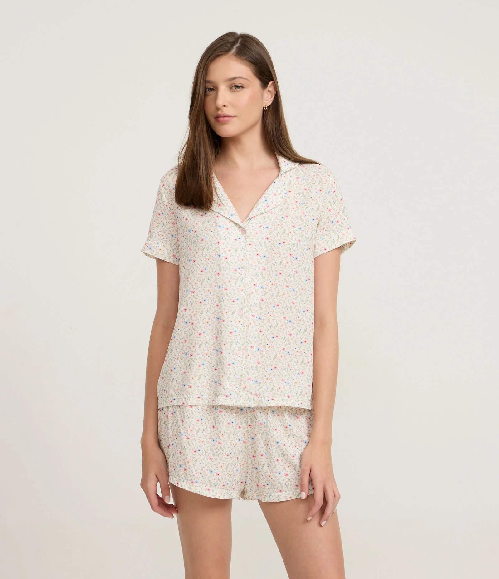 Pijama Short Doll em Viscose com Estampa de Florzinhas Branco 2