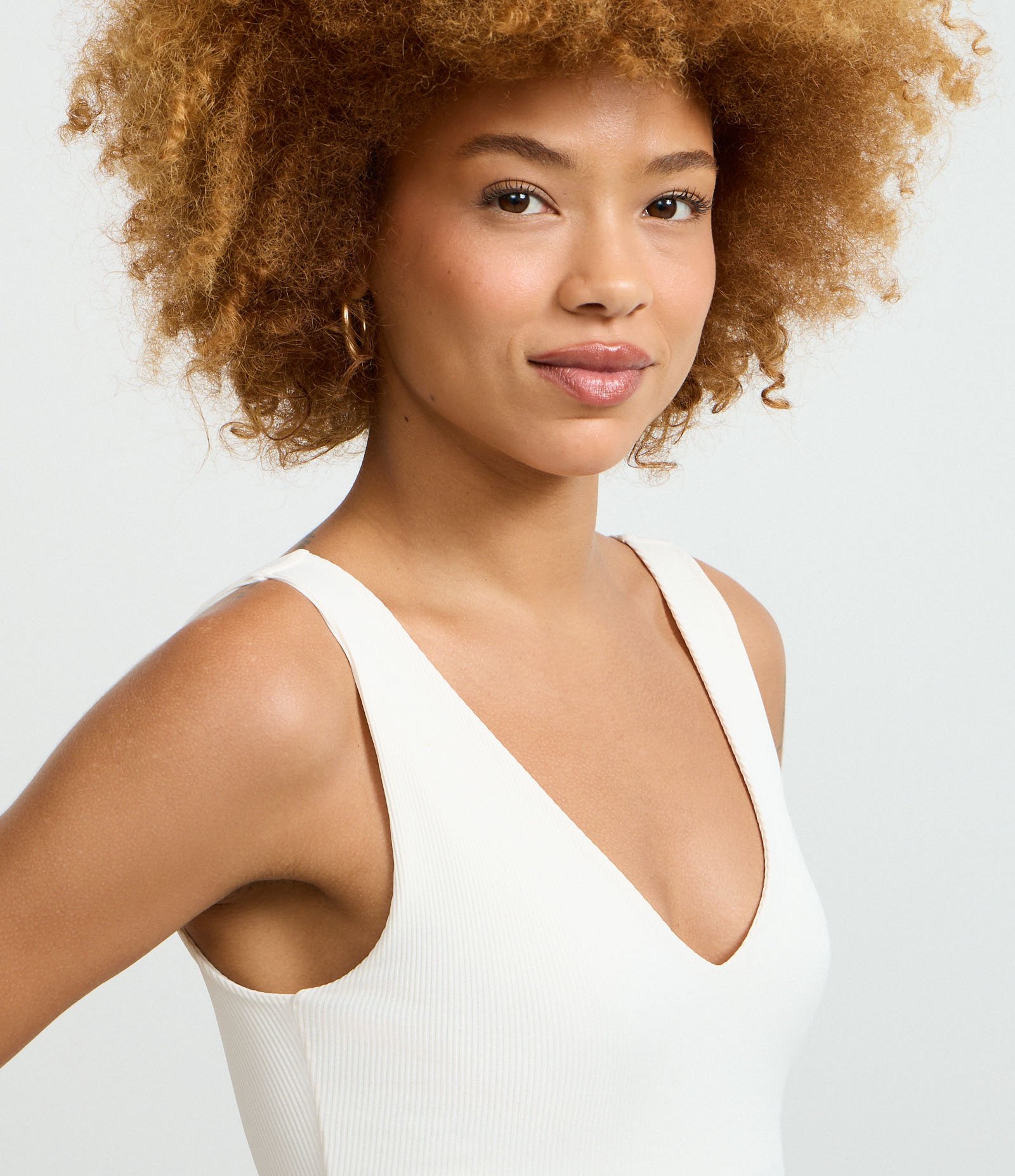 Body Regata em Poliamida com Decote em V Branco 4