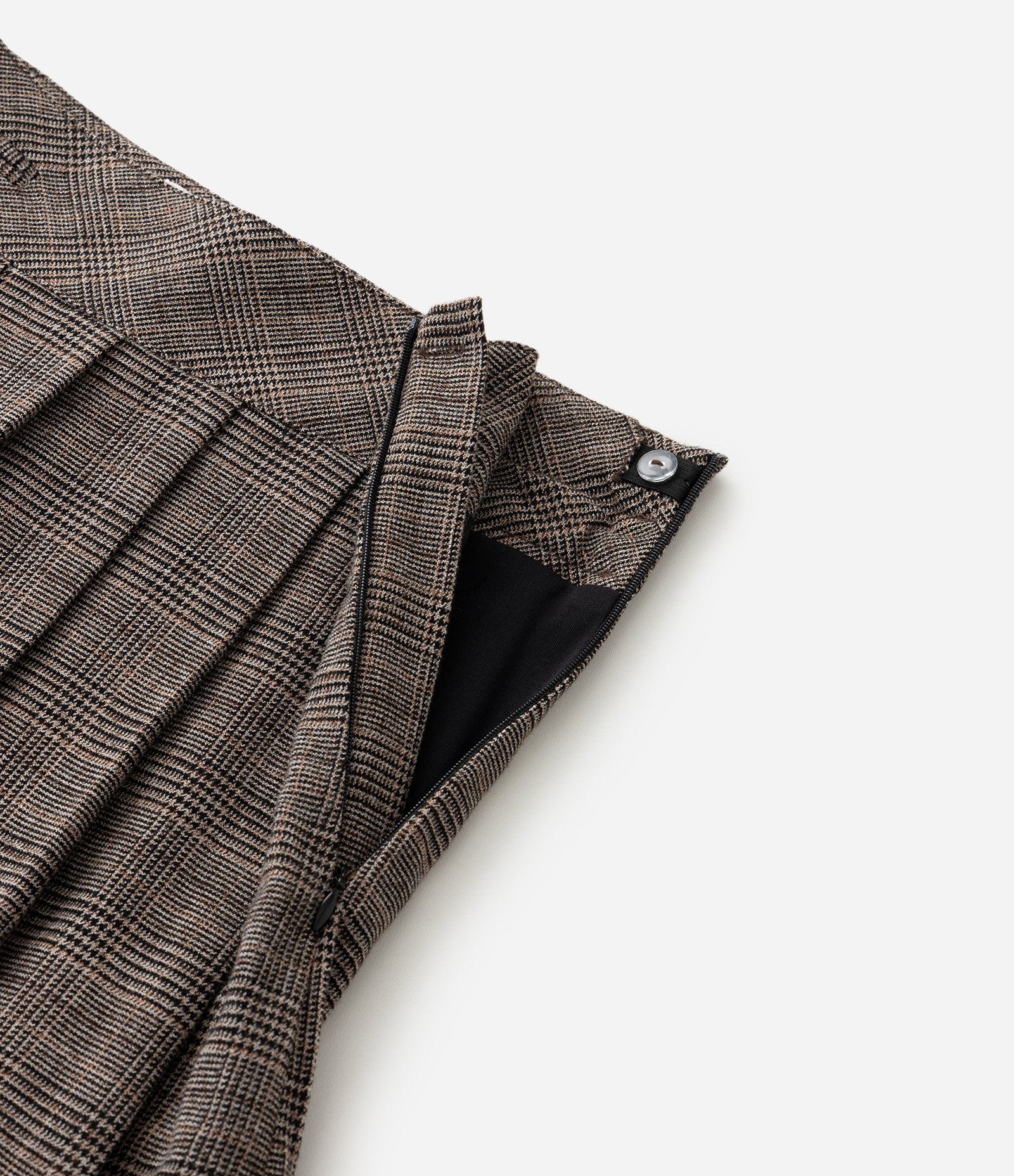 Saia Infantil Alfaiatada Xadrez Plissada com Botão Lateral – Tam 5 a 14 Anos Marrom 6