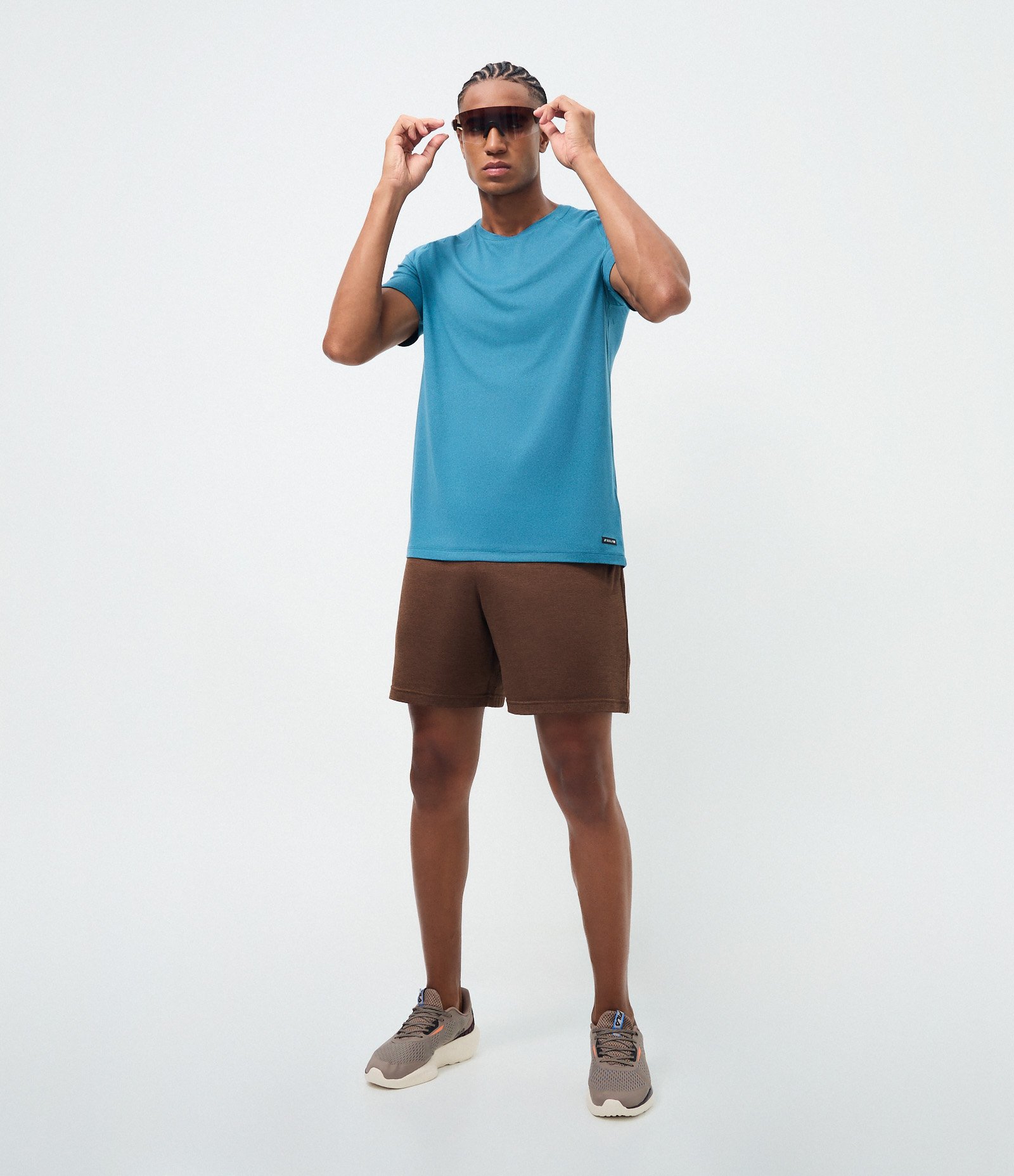 Camiseta Regular Esportiva em Tecnologia Dry com Etiqueta na Barra Azul Gelo 2